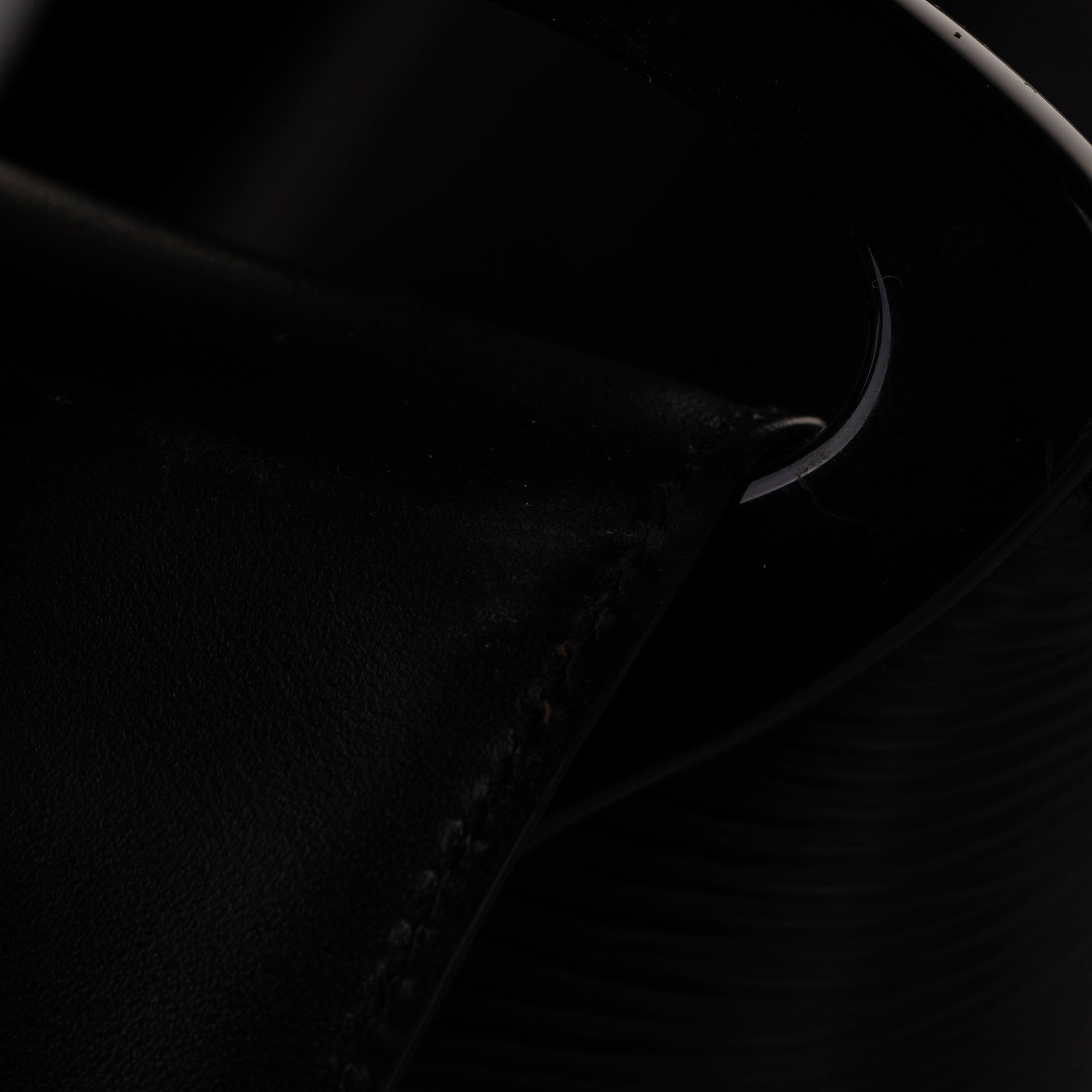 Louis Vuitton Epi Sac Verseau (SHG-31251)