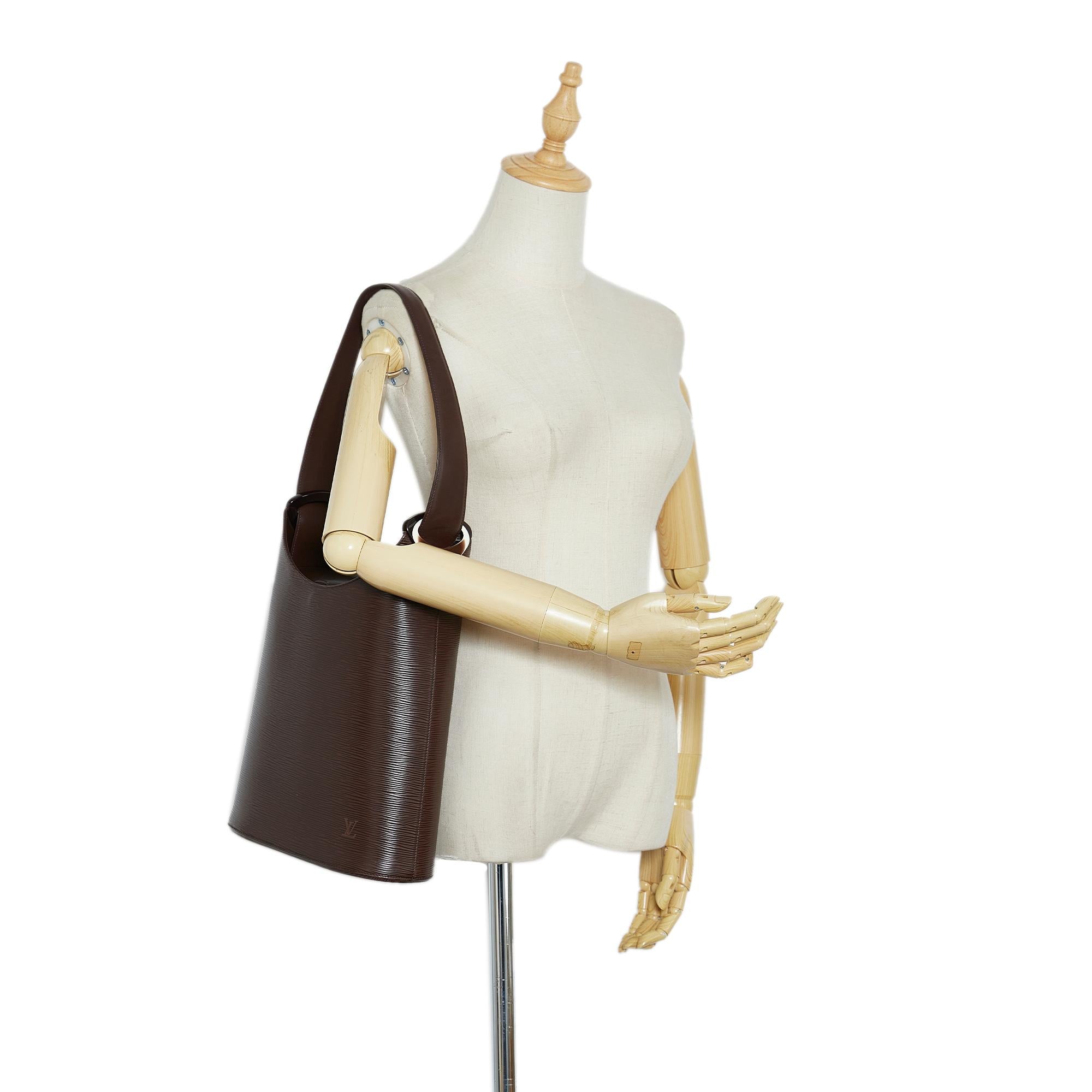 Louis Vuitton Epi Sac Verseau