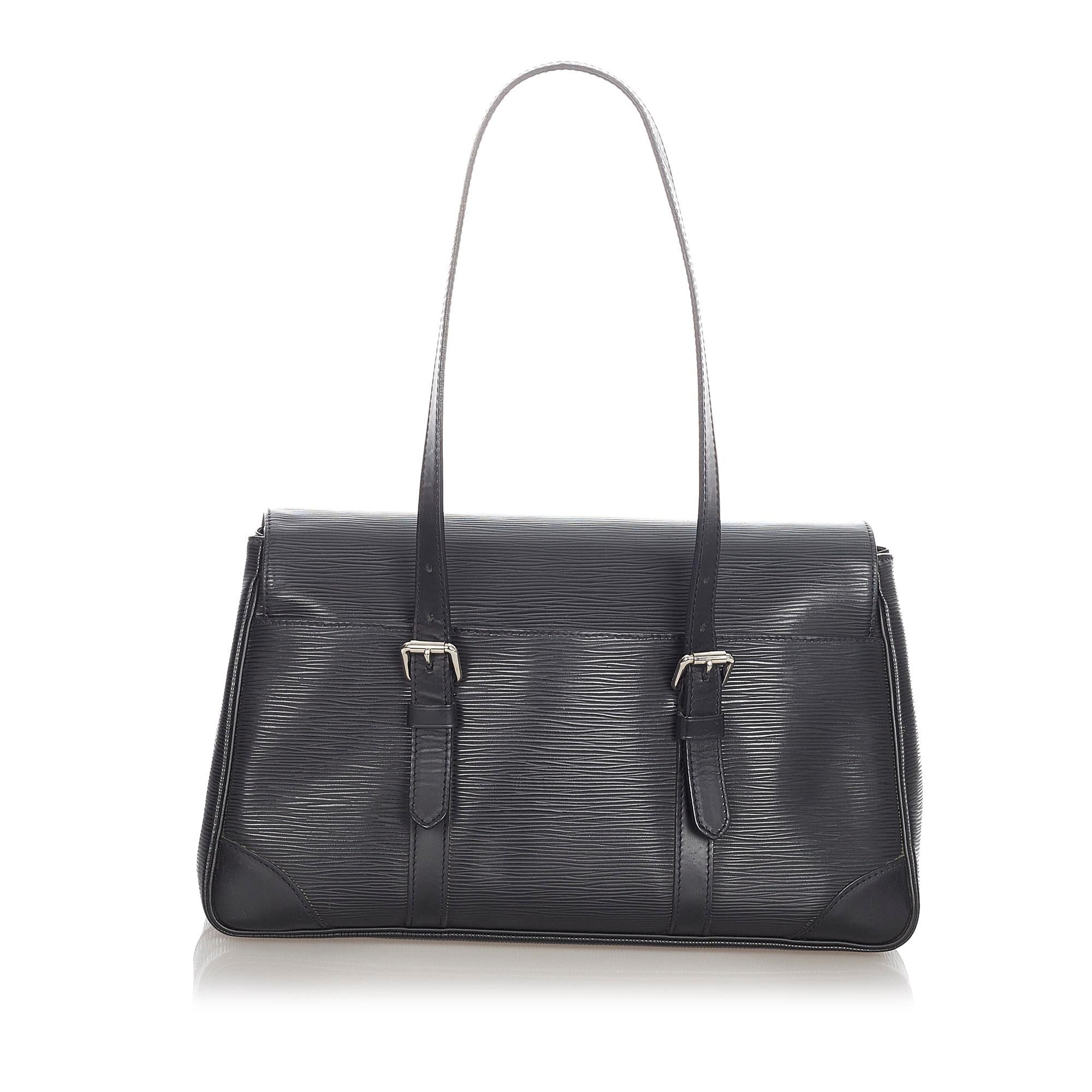 Louis Vuitton Epi Segur MM (SHG-31619)