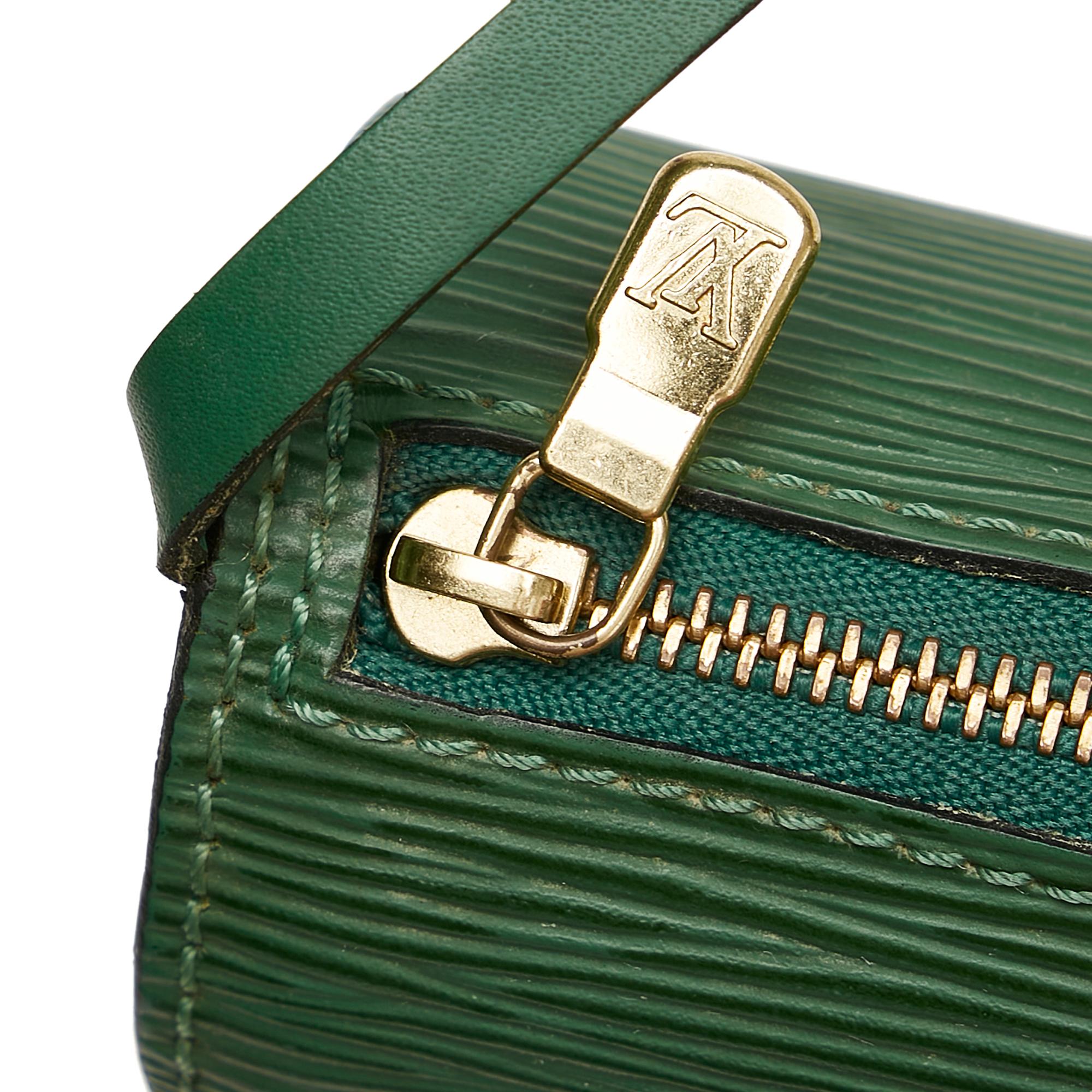 Louis Vuitton Epi Soufflot (SHG-28346)