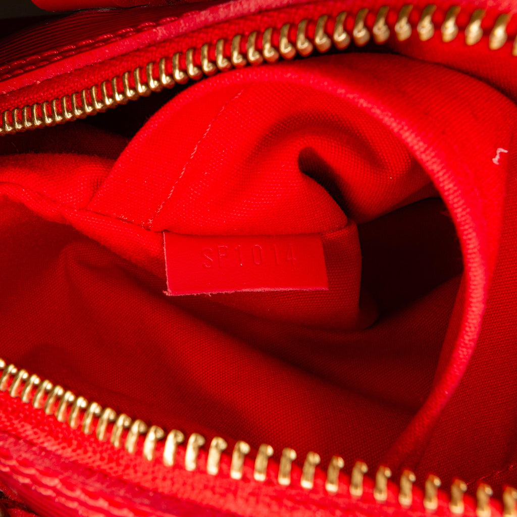 Louis Vuitton Epi Speedy 30 (SHG-dhKC6X)
