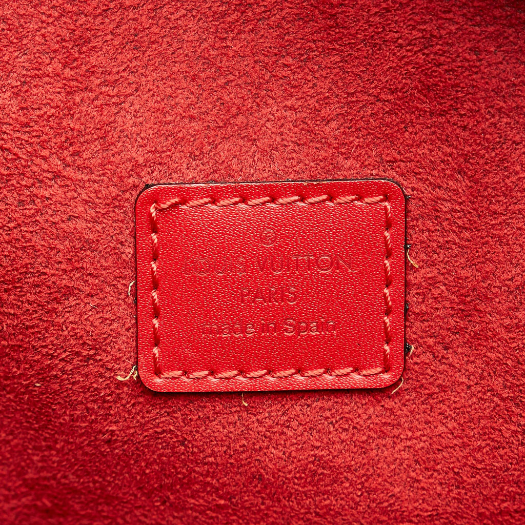 Louis Vuitton Epi Voltaire (SHG-35554)