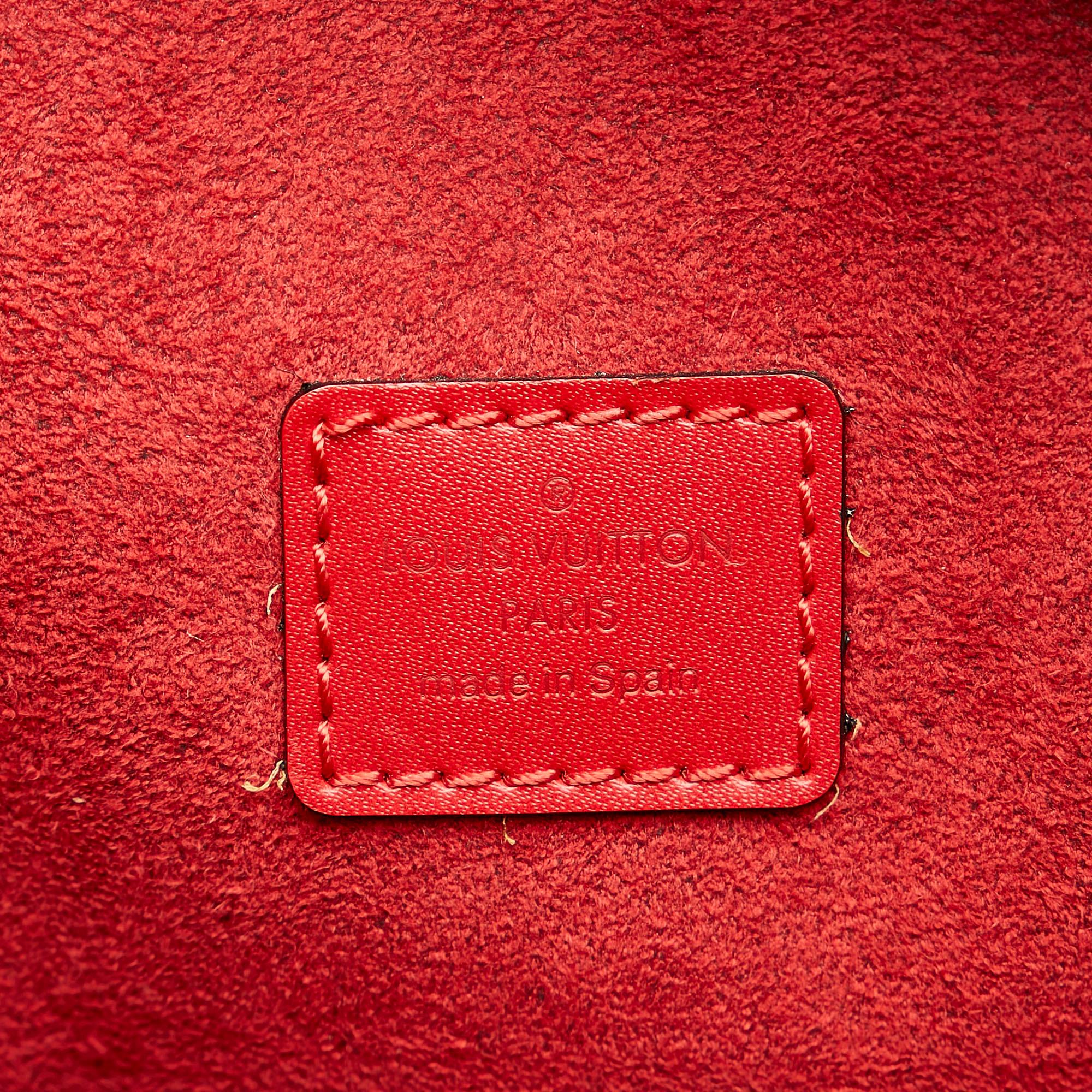 Louis Vuitton Epi Voltaire (SHG-35554)
