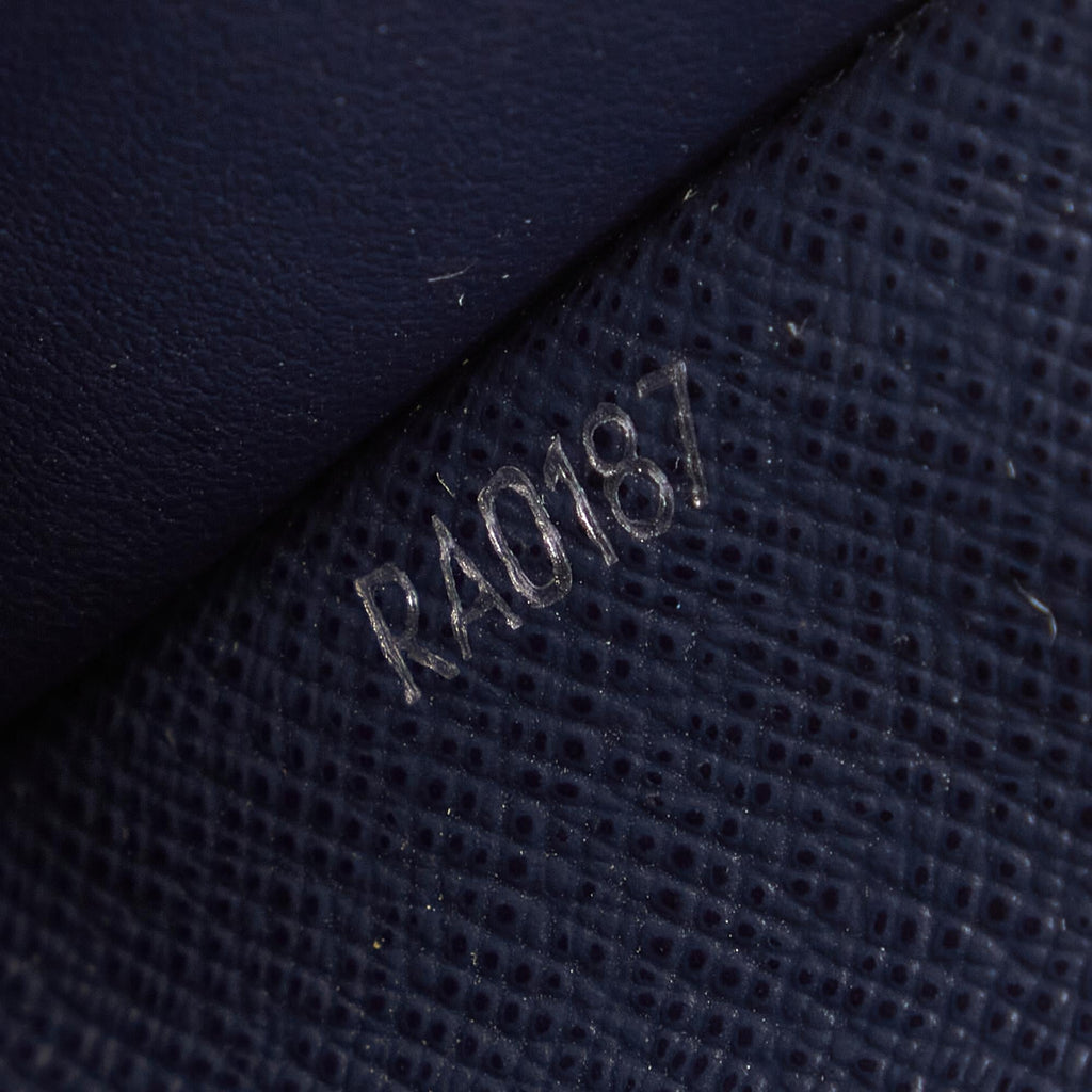 Louis Vuitton Epi Wallet (SHG-27531)