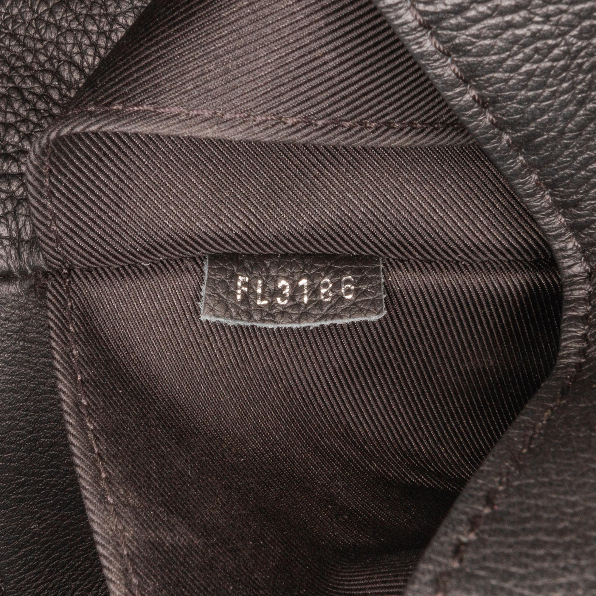 Louis Vuitton Eyelet LockMe II BB (SHG-hm4yM3)