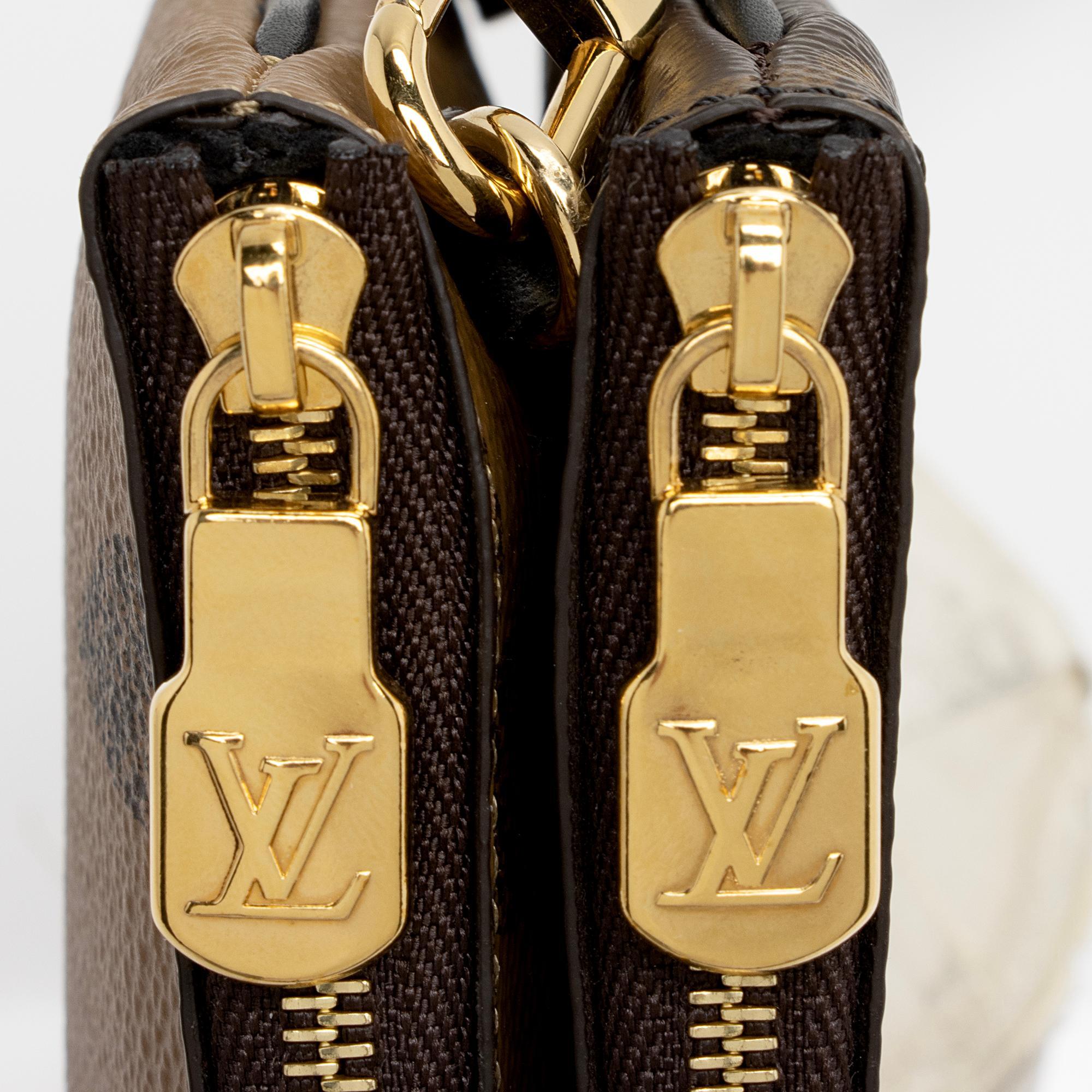 Louis Vuitton Giant Monogram Canvas Double Zip Pochette (SHF-MSaiE4)
