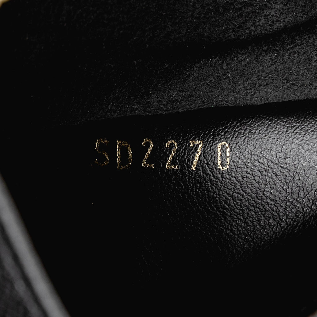 Louis Vuitton Giant Monogram Canvas Double Zip Pochette (SHF-MSaiE4)