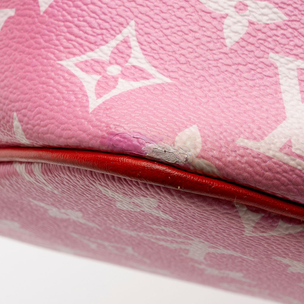 Louis Vuitton Giant Monogram Canvas Escale Neverfull MM Tote (SHF-Gnk0zz)