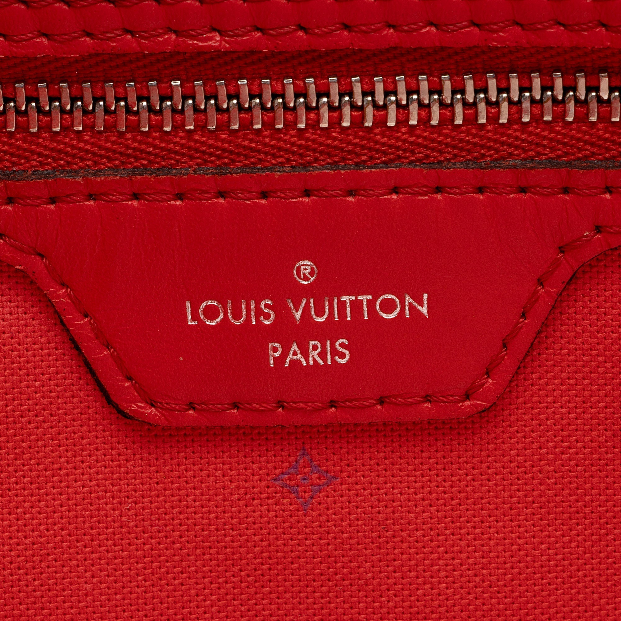 Louis Vuitton Giant Monogram Canvas Escale Neverfull MM Tote (SHF-Gnk0zz)