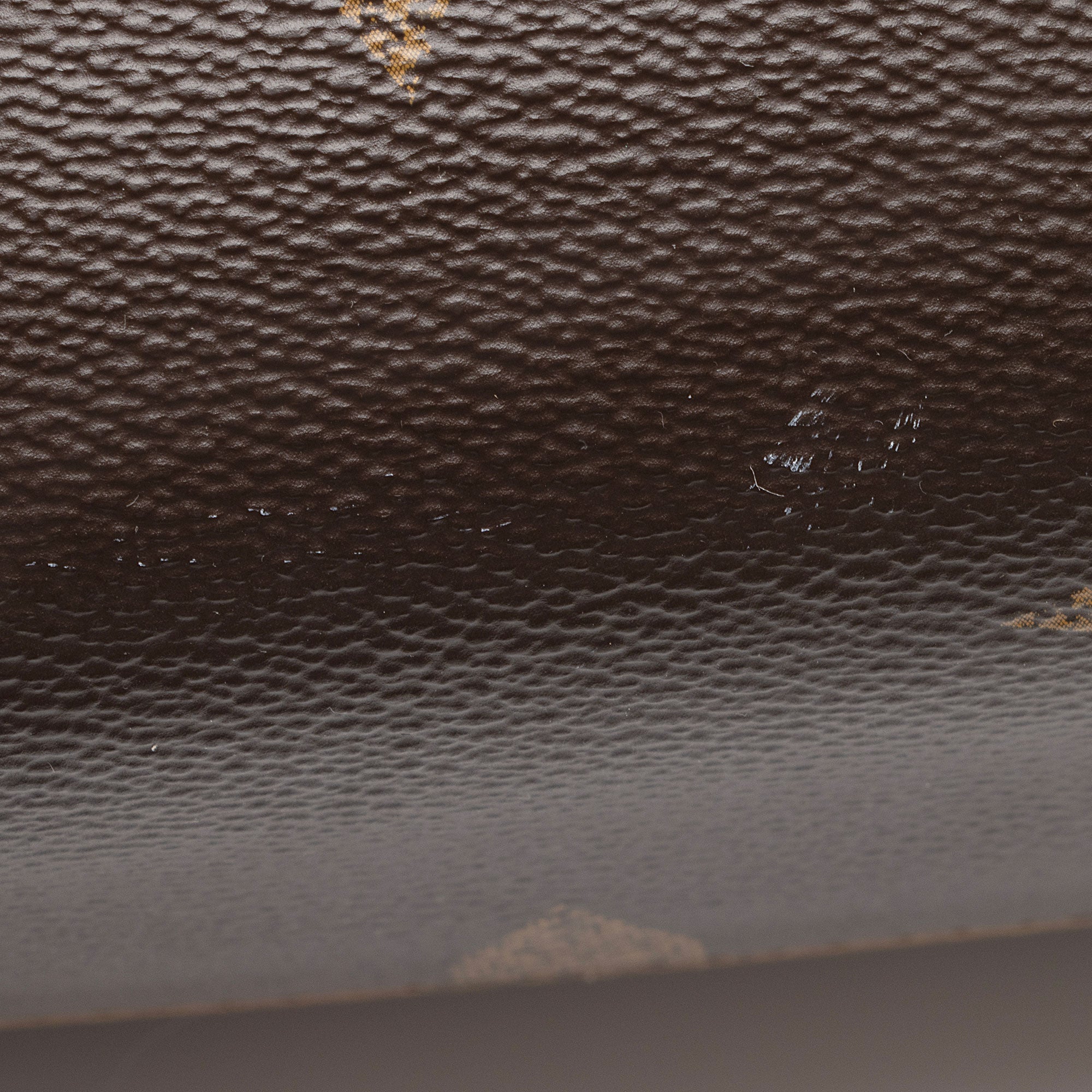 Louis Vuitton Giant Monogram Canvas Onthego MM Tote (SHF-zMPhIY)