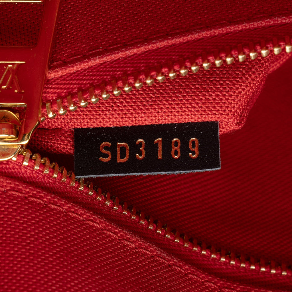 Louis Vuitton Giant Monogram Canvas Onthego MM Tote (SHF-zMPhIY)