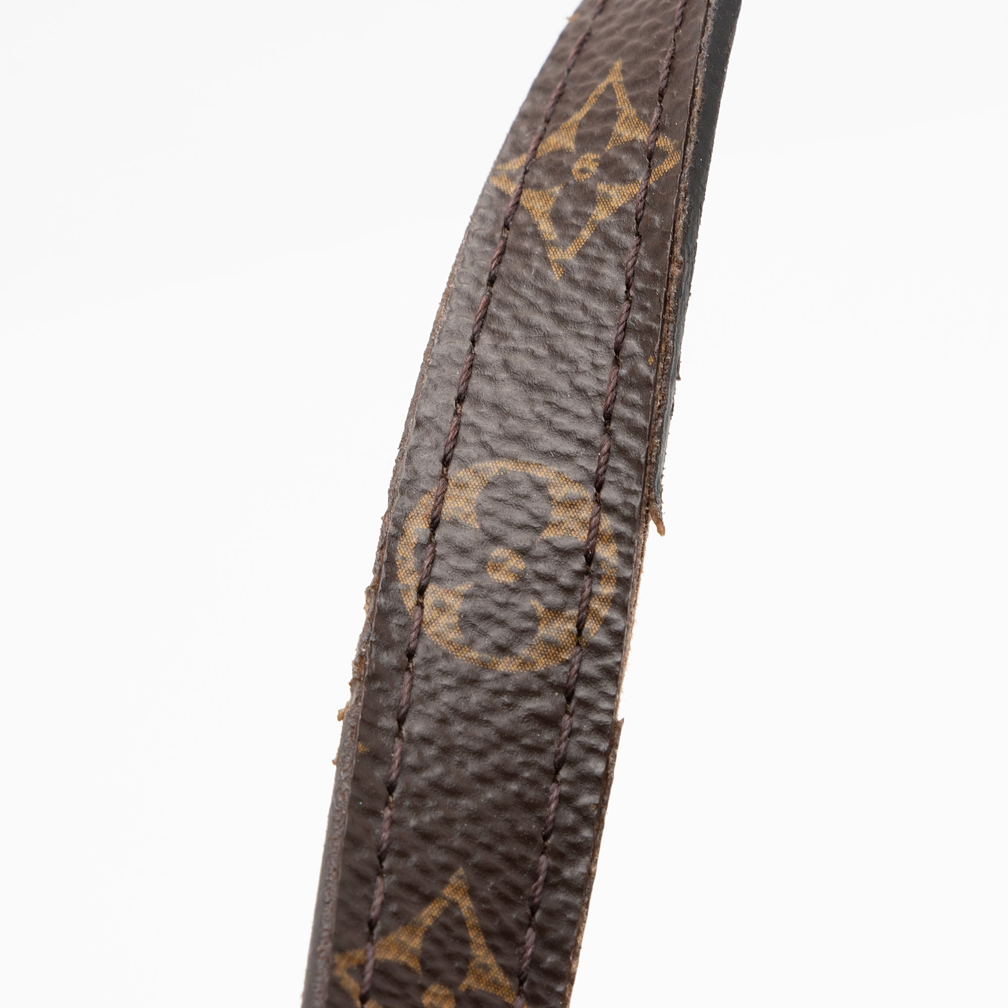 Louis Vuitton Giant Monogram Canvas Onthego MM Tote (SHF-zMPhIY)