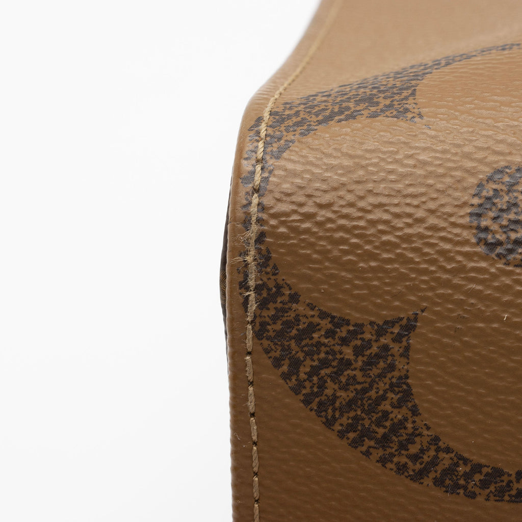Louis Vuitton Giant Monogram Canvas Onthego MM Tote (SHF-HTs789)