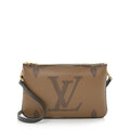 Louis Vuitton Giant Monogram Double Zip Pochette (SHF-22310)