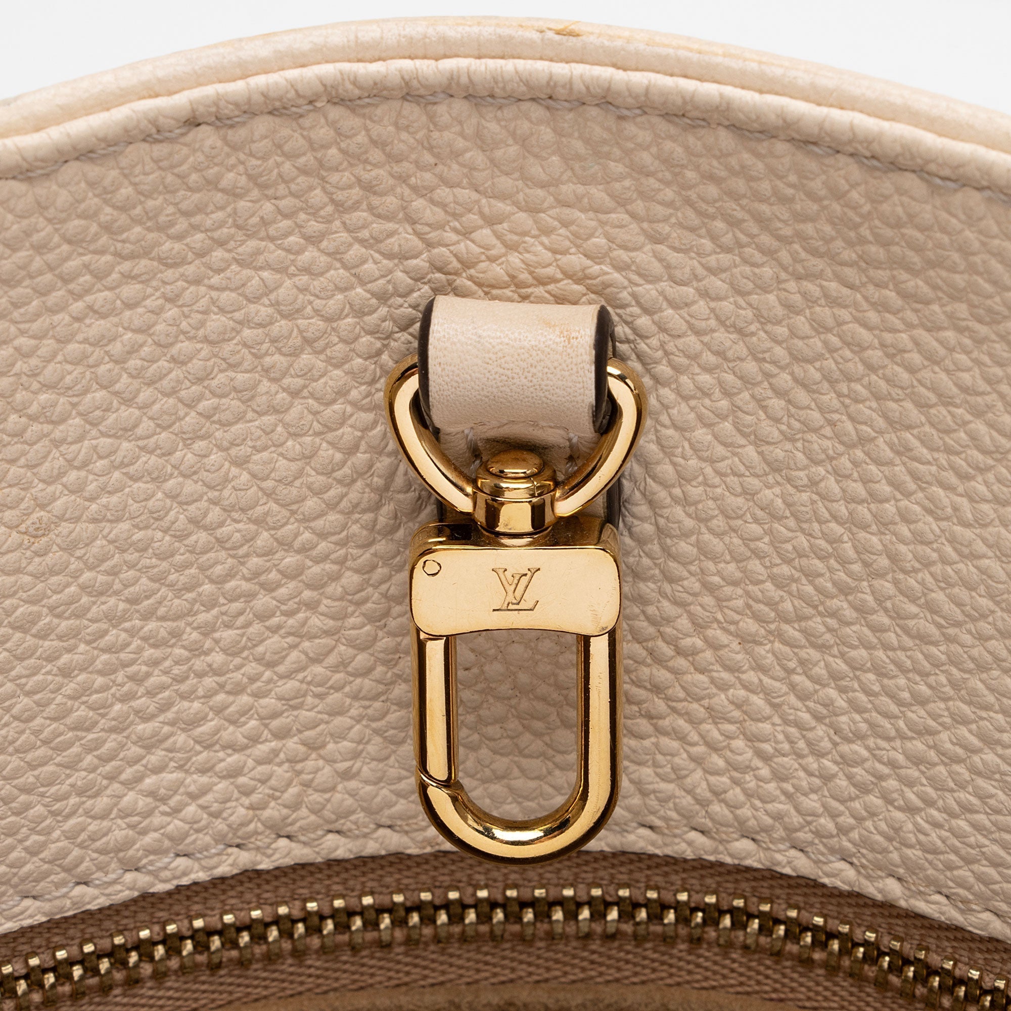 Louis Vuitton Giant Monogram Empreinte Onthego GM Tote (SHF-U4Lsdp)