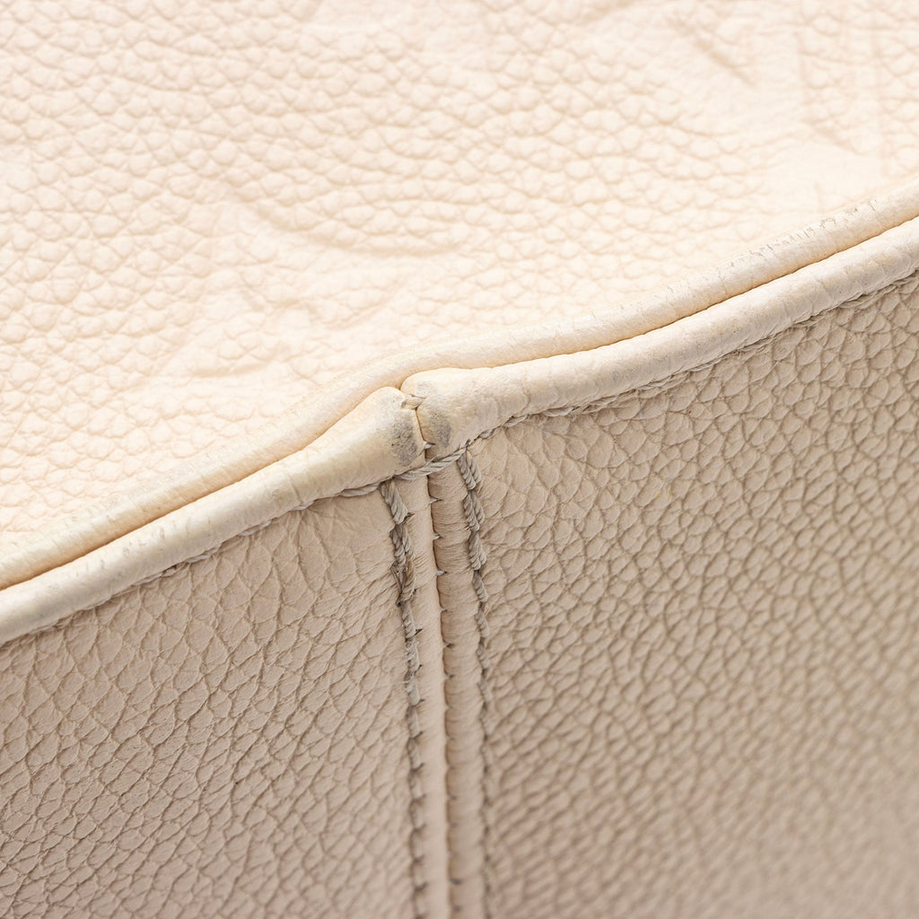 Louis Vuitton Giant Monogram Empreinte Onthego GM Tote (SHF-U4Lsdp)