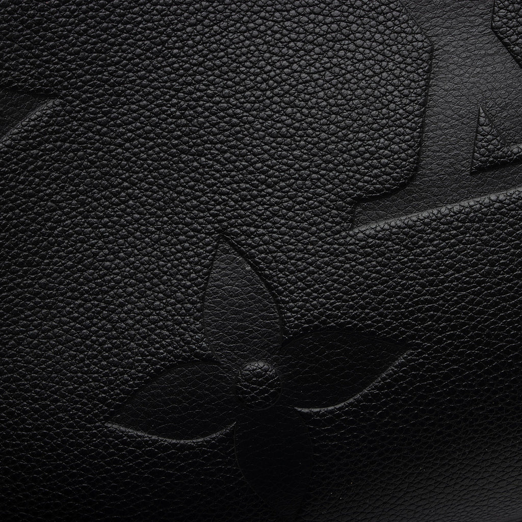 Louis Vuitton Giant Monogram Empreinte Onthego MM Tote (SHF-hWScYx)