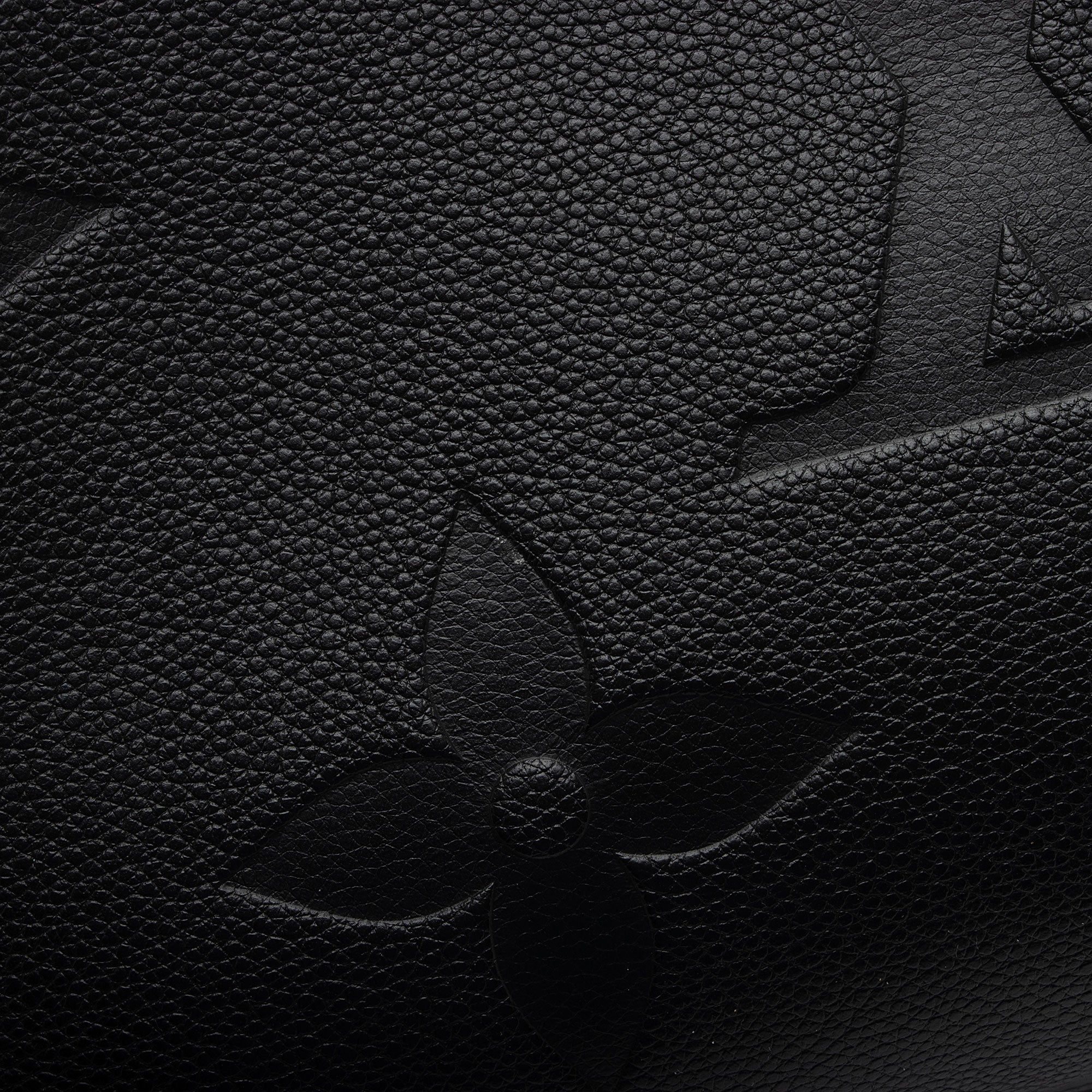 Louis Vuitton Giant Monogram Empreinte Onthego MM Tote (SHF-hWScYx)