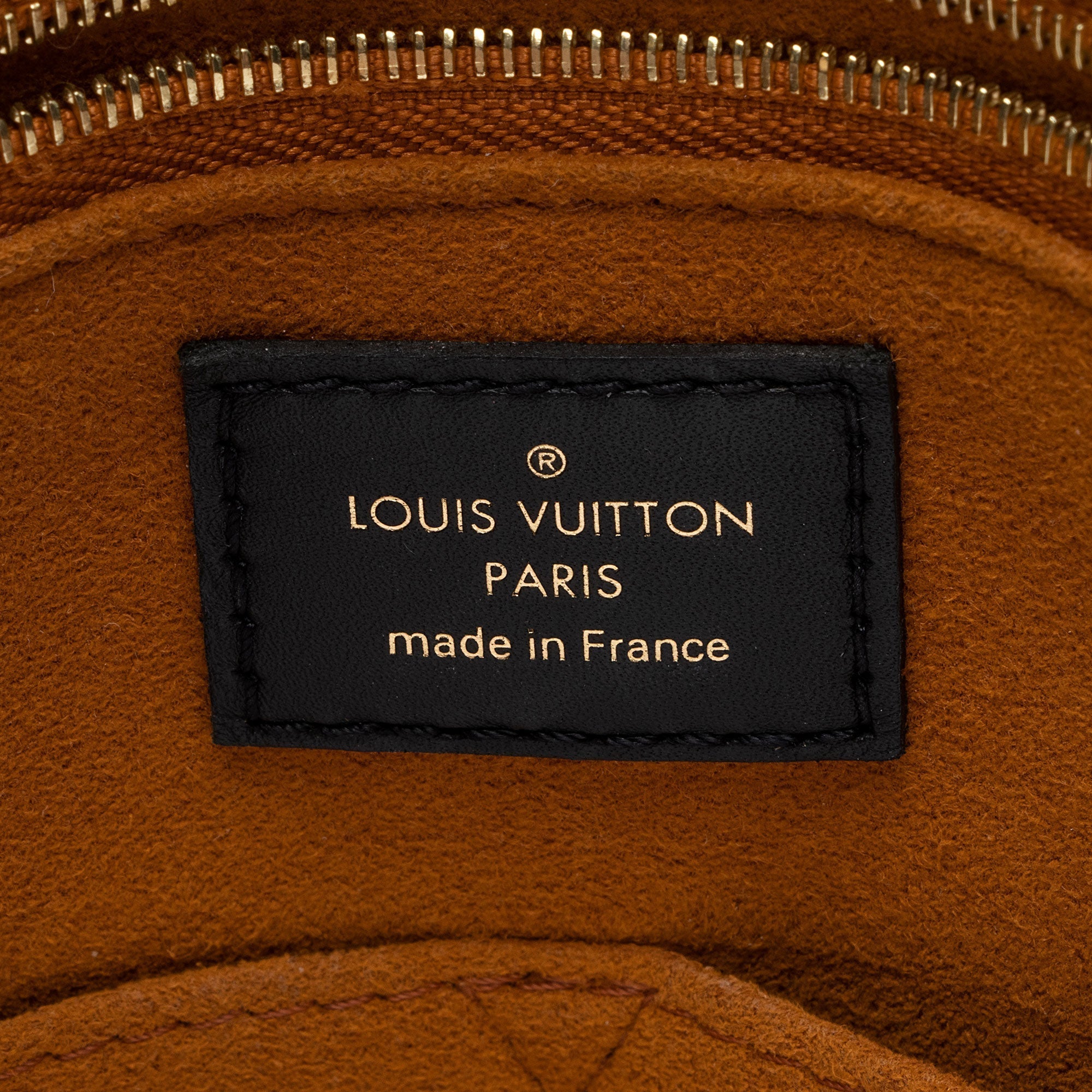 Louis Vuitton Giant Monogram Empreinte Onthego MM Tote (SHF-hWScYx)