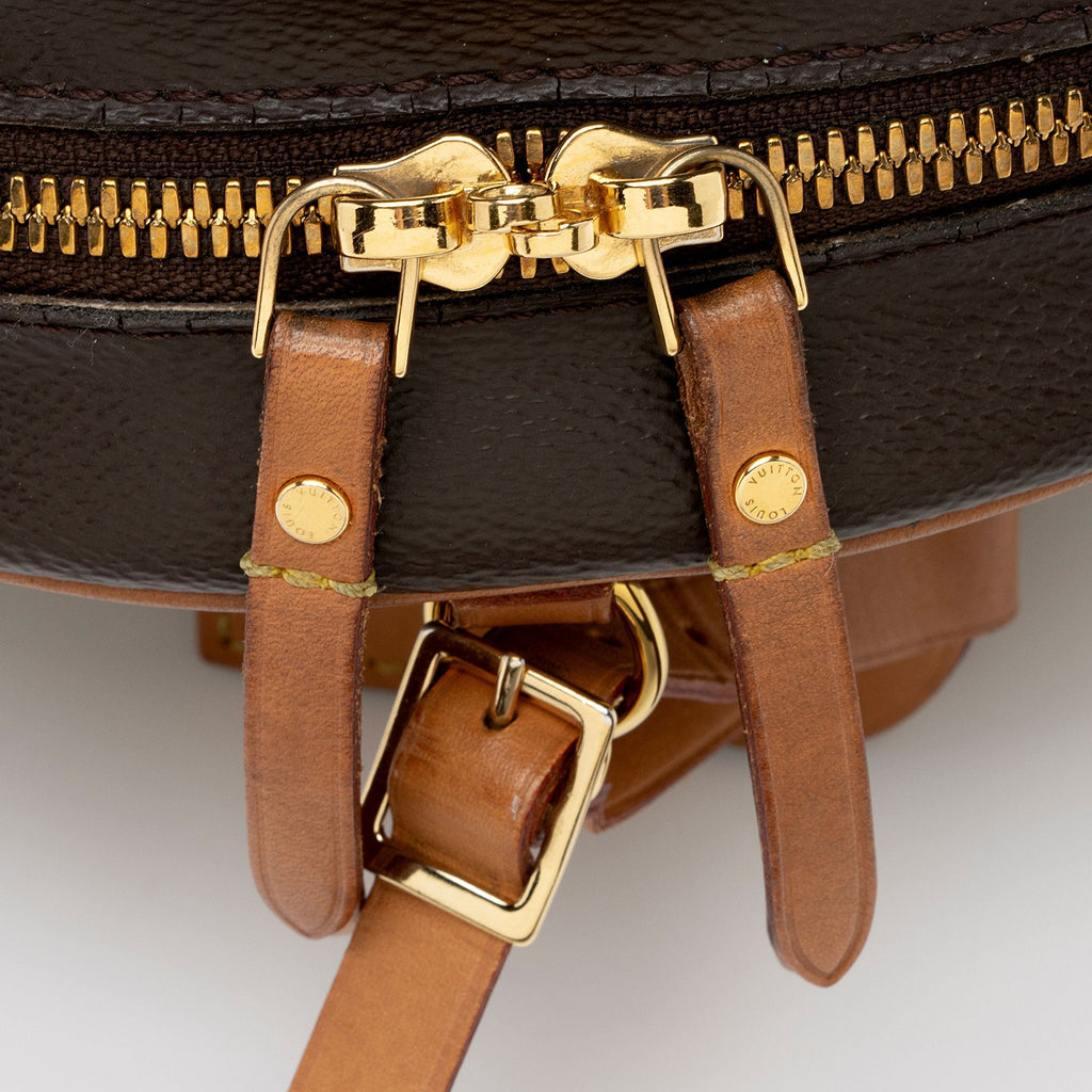 Louis Vuitton Giant Reverse Monogram Canvas Boite Chapeau Souple MM Shoulder Bag (SHF-JuvghO)