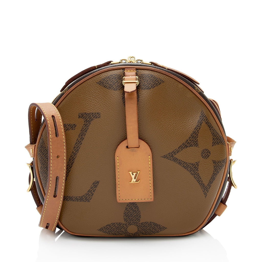 Louis Vuitton Giant Reverse Monogram Canvas Boite Chapeau Souple MM Shoulder Bag (SHF-JuvghO)
