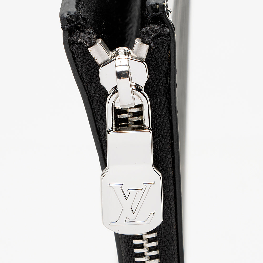 Louis Vuitton Limited Edition Epi Leather FIFA World Cup Pochette - FINAL SALE (SHF-18973)
