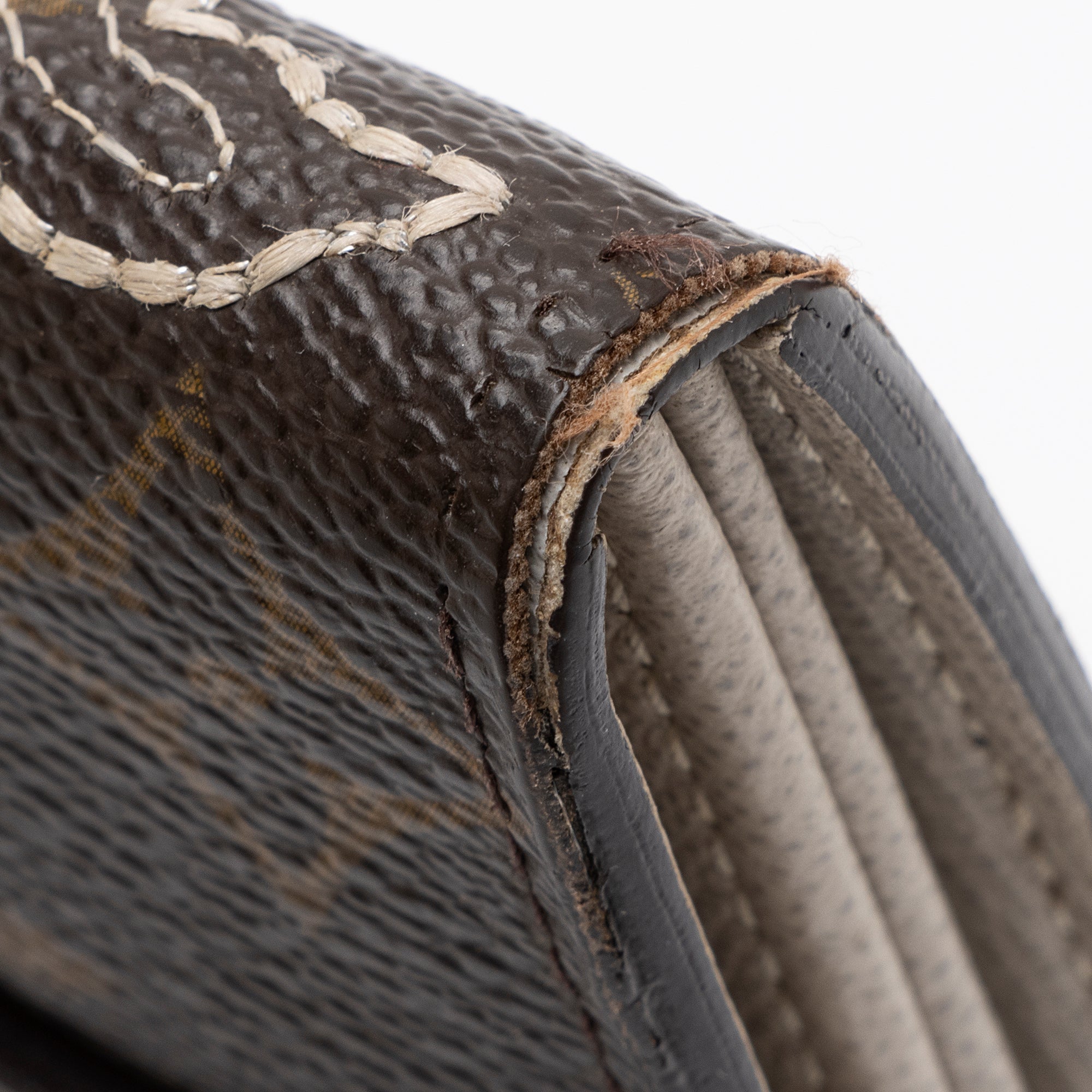 Louis Vuitton Limited Edition Monogram Canvas Dentelle Sarah Wallet (SHF-23597)