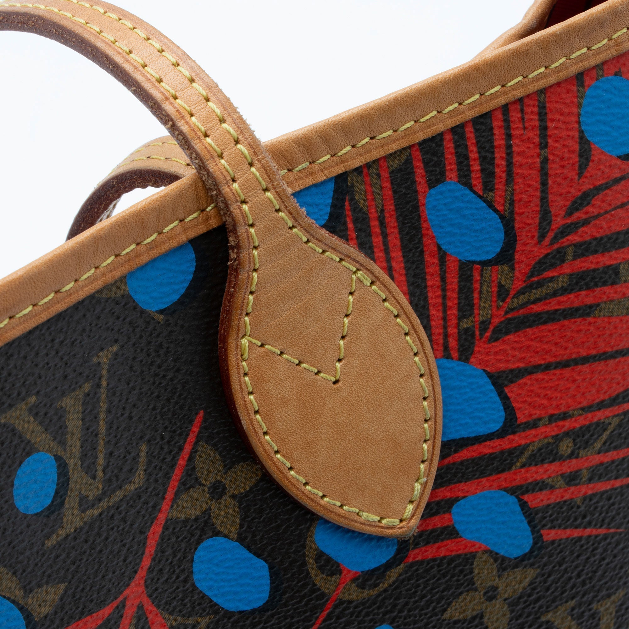 Louis Vuitton Limited Edition Monogram Canvas Jungle Dots Neverfull MM Tote (SHF-swTGB5)