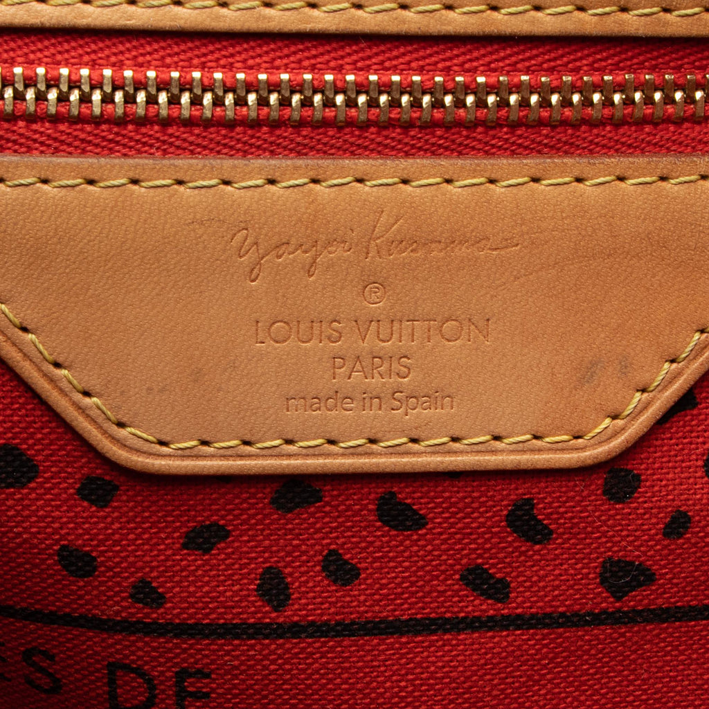 Louis Vuitton Limited Edition Monogram Canvas Kusama Neverfull MM Tote (SHF-23298)