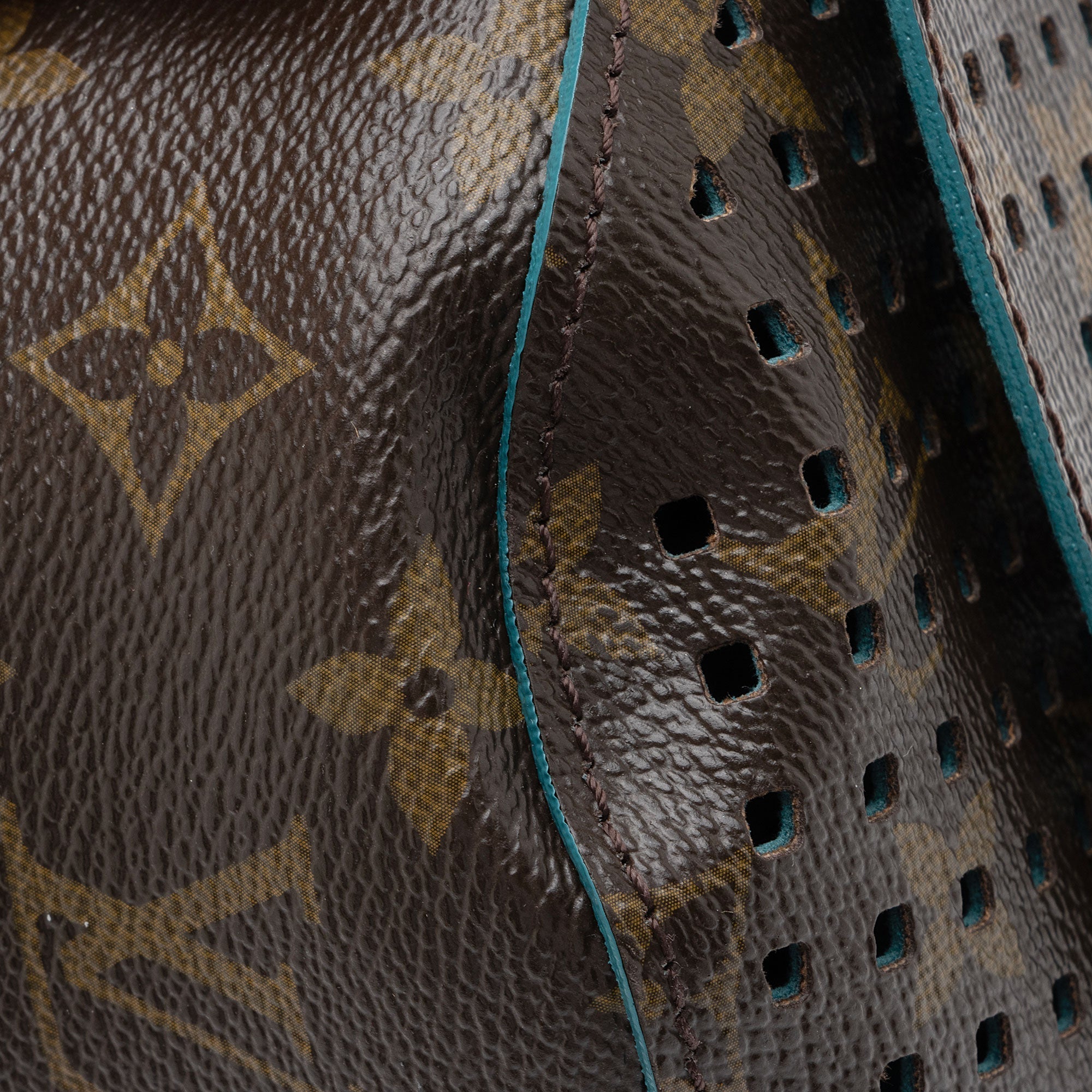 Louis Vuitton Limited Edition Perforated Monogram Canvas Saumur 30 Messenger Bag (SHF-TgFQYZ)