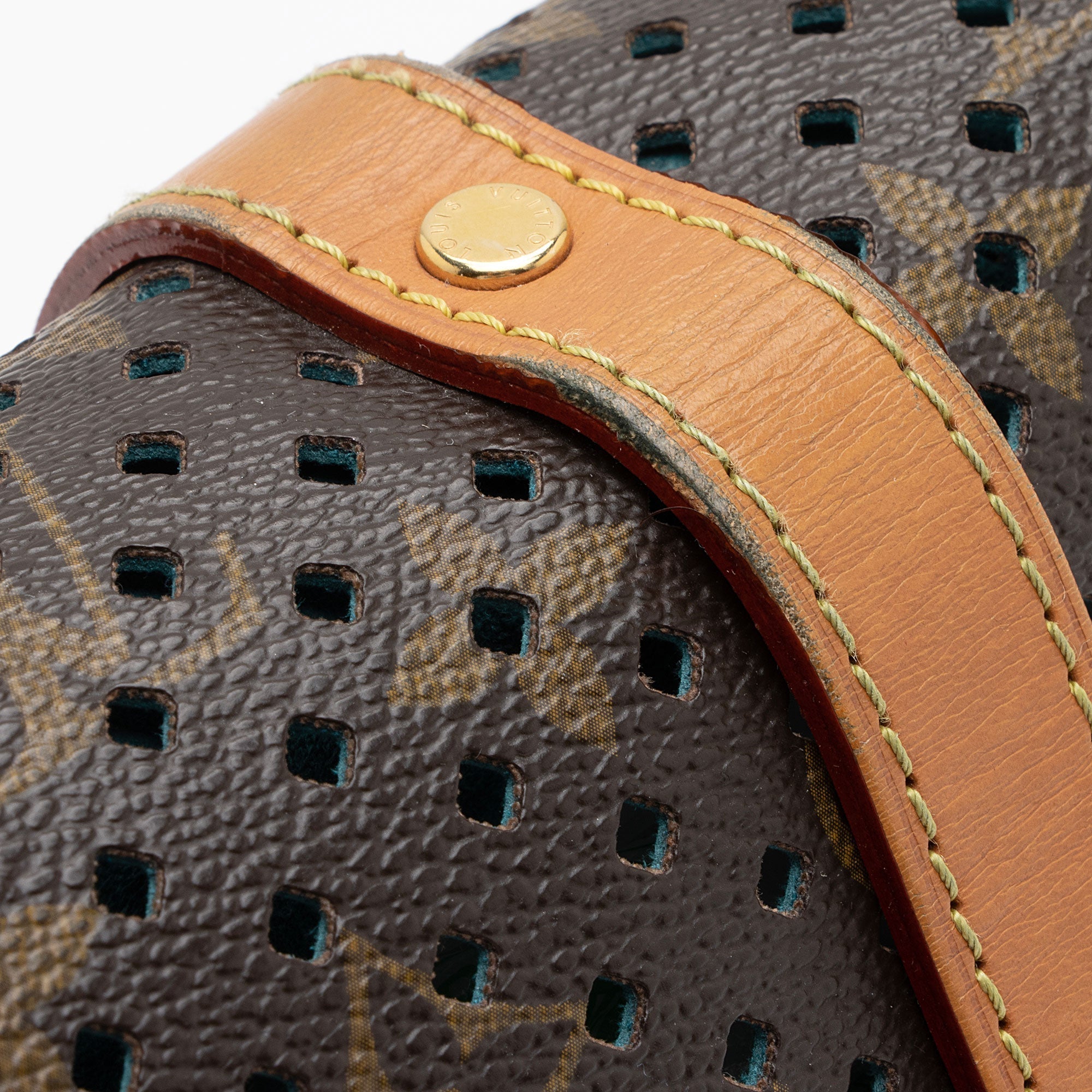 Louis Vuitton Limited Edition Perforated Monogram Canvas Saumur 30 Messenger Bag (SHF-TgFQYZ)