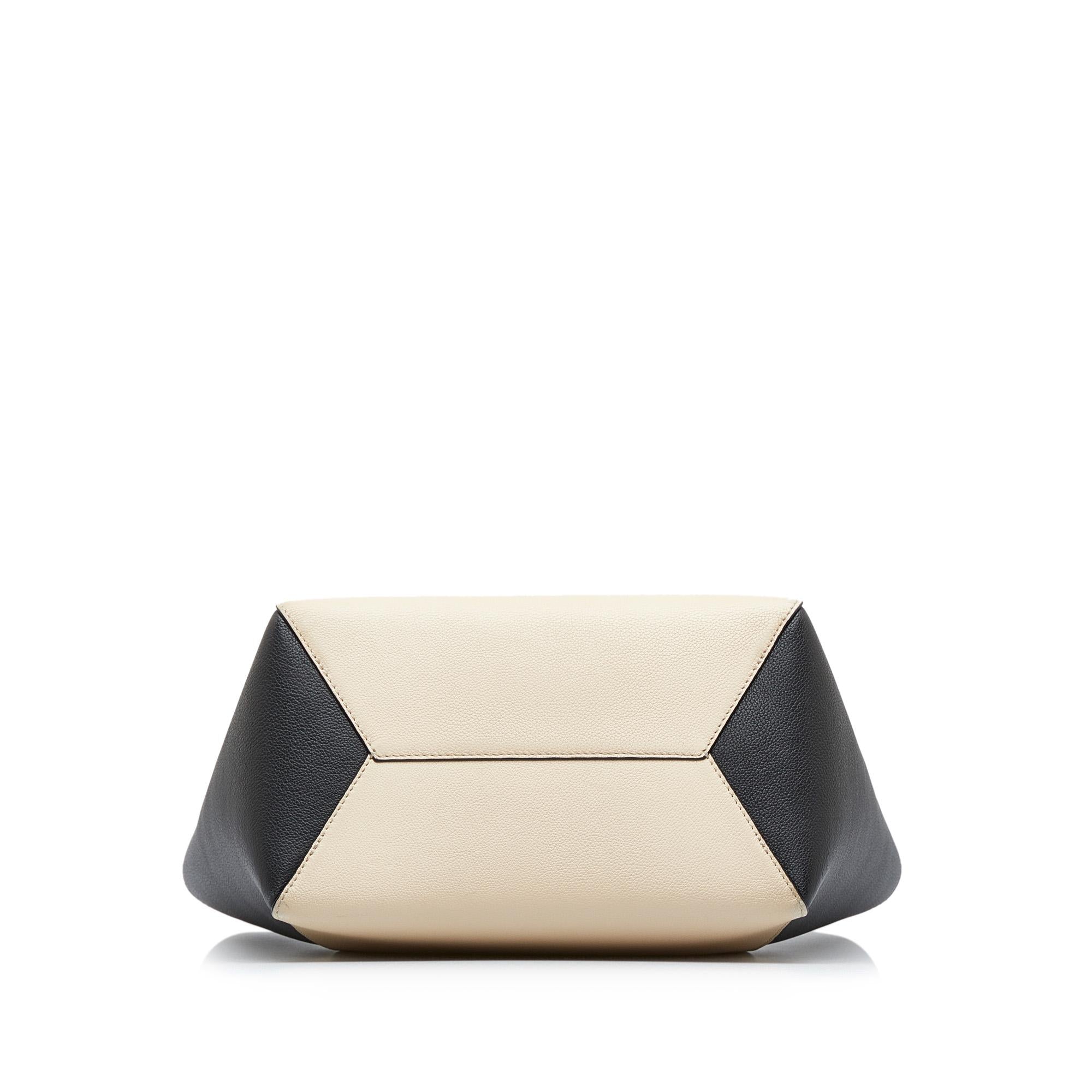 Louis Vuitton LockMe Cabas (SHG-PlK63k)