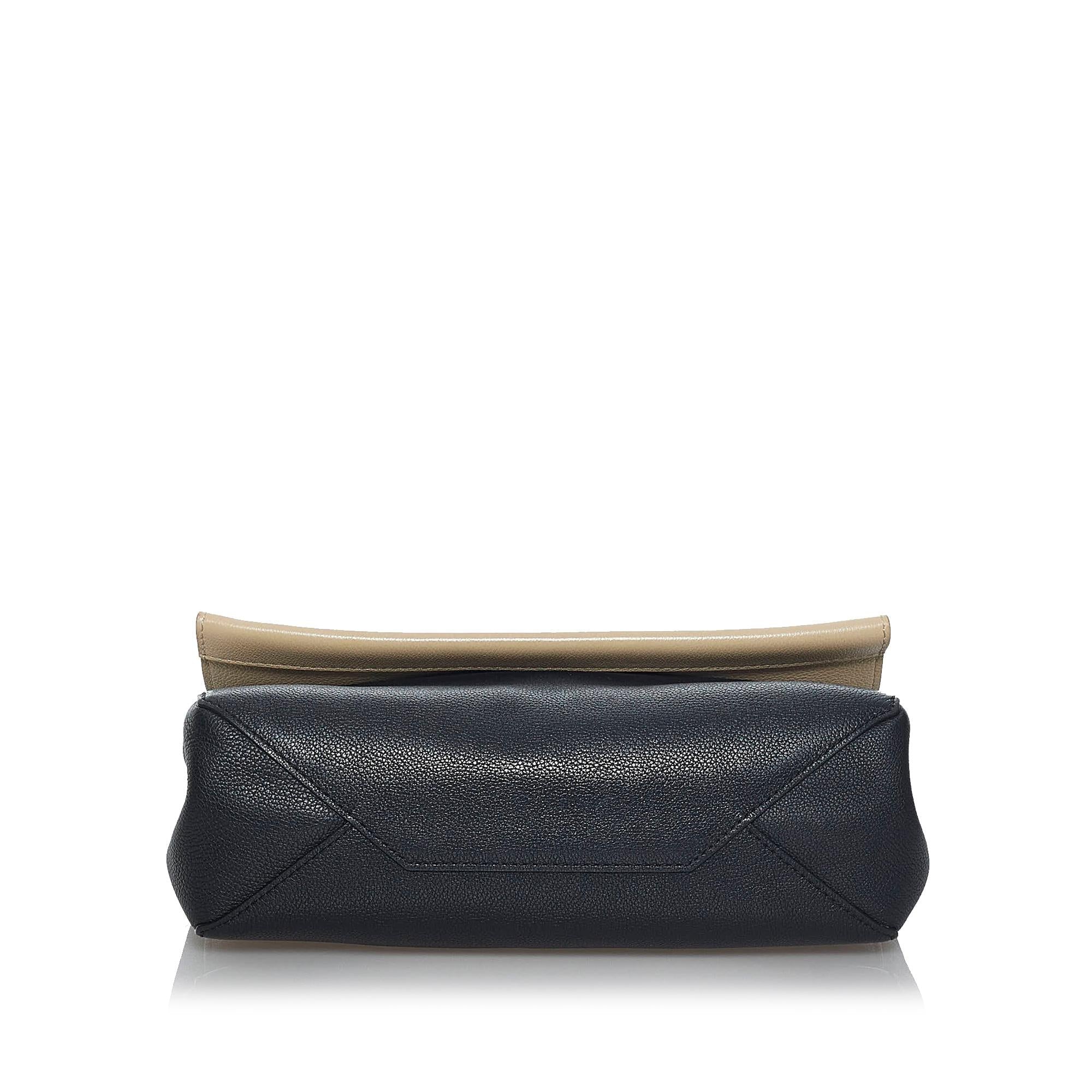Louis Vuitton LockMe II Satchel (SHG-36757)