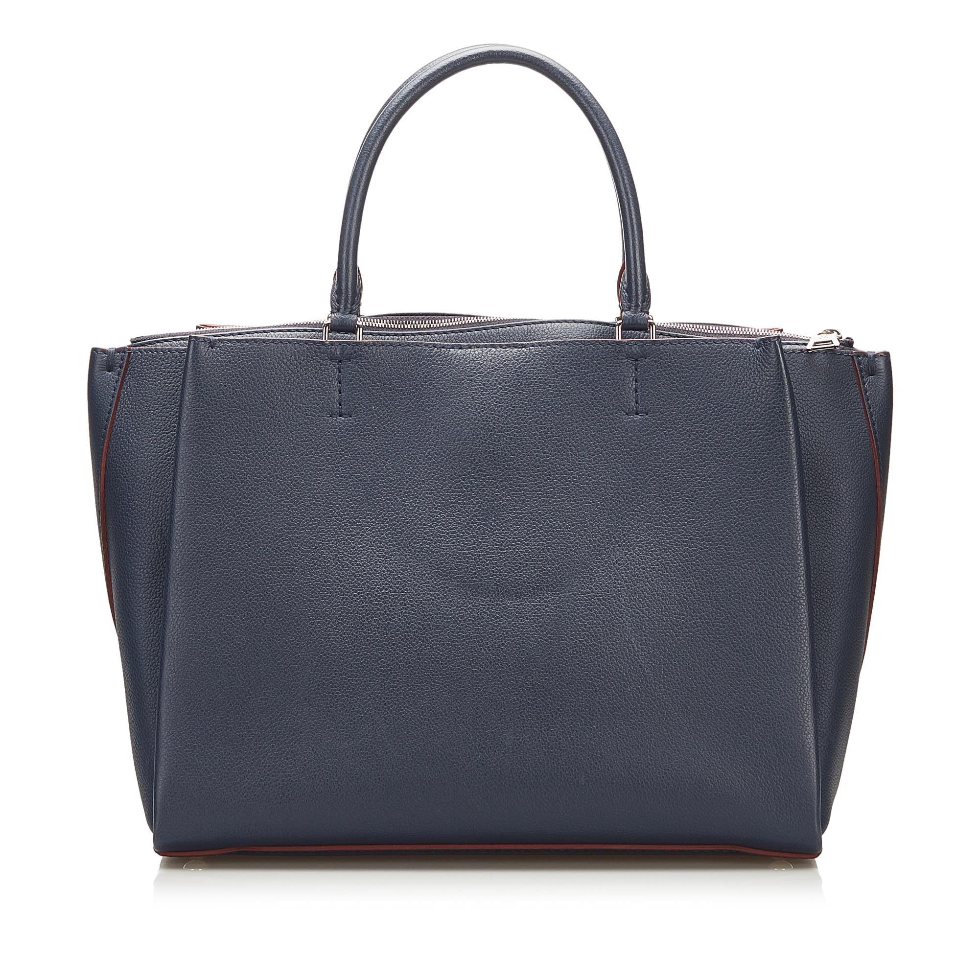 Louis Vuitton LockMeTo (SHG-NujWBm)