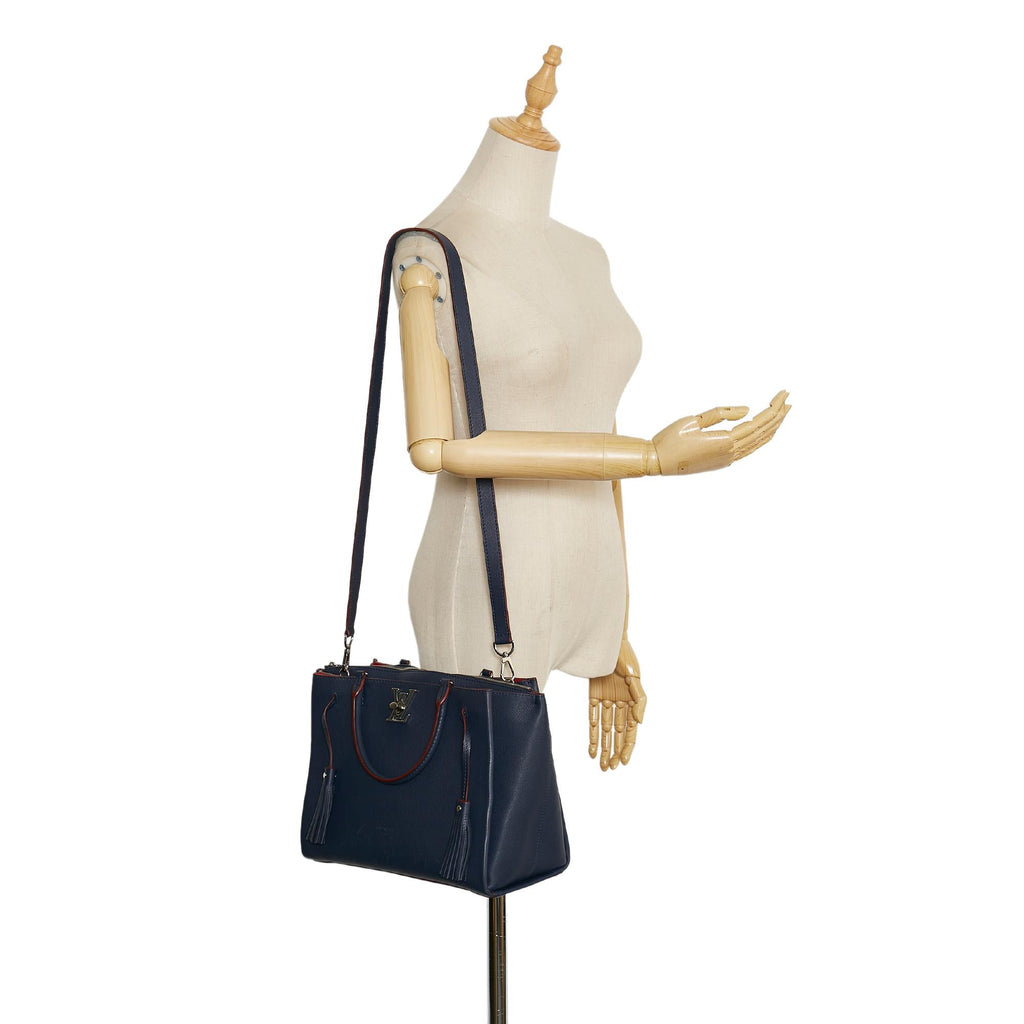 Louis Vuitton LockMeTo (SHG-NujWBm)