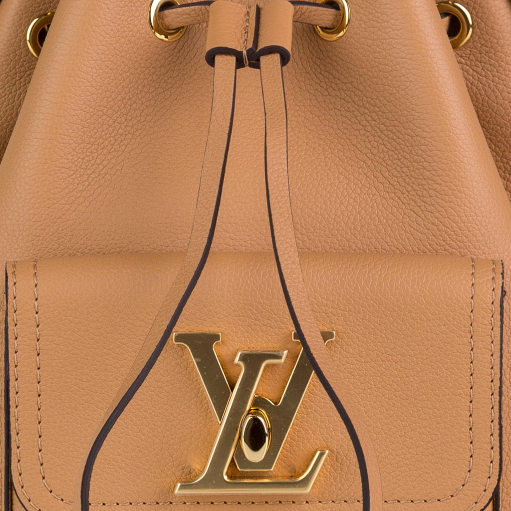 Louis Vuitton Lockme Bucket MM (SHG-aHcs25)