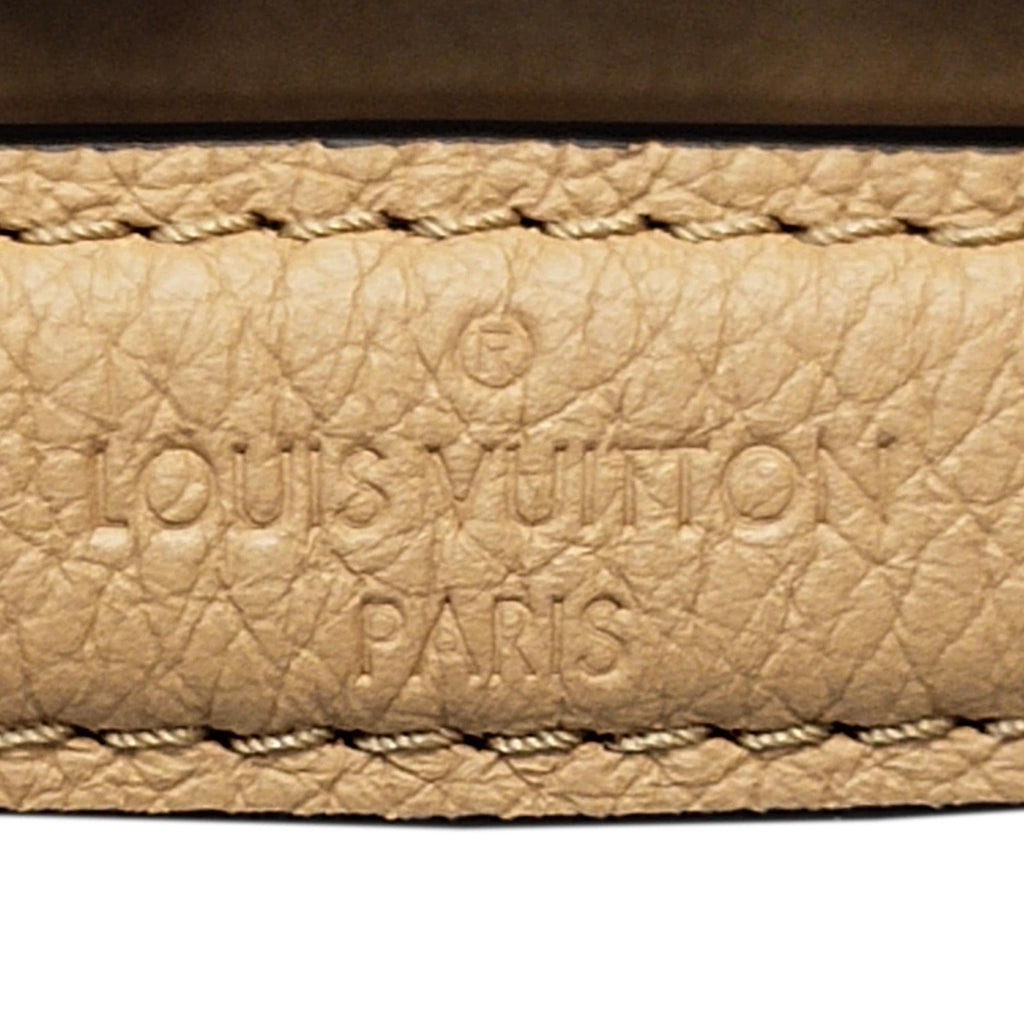 Louis Vuitton Lockme Bucket MM (SHG-aHcs25)