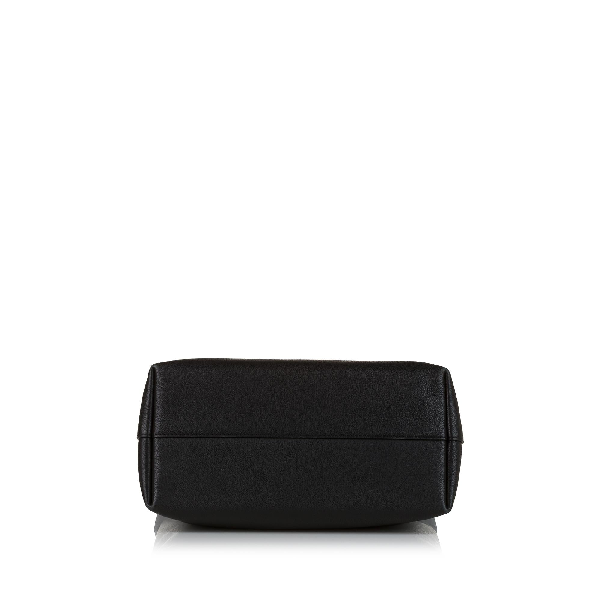 Louis Vuitton Lockme Hobo (SHG-37439)