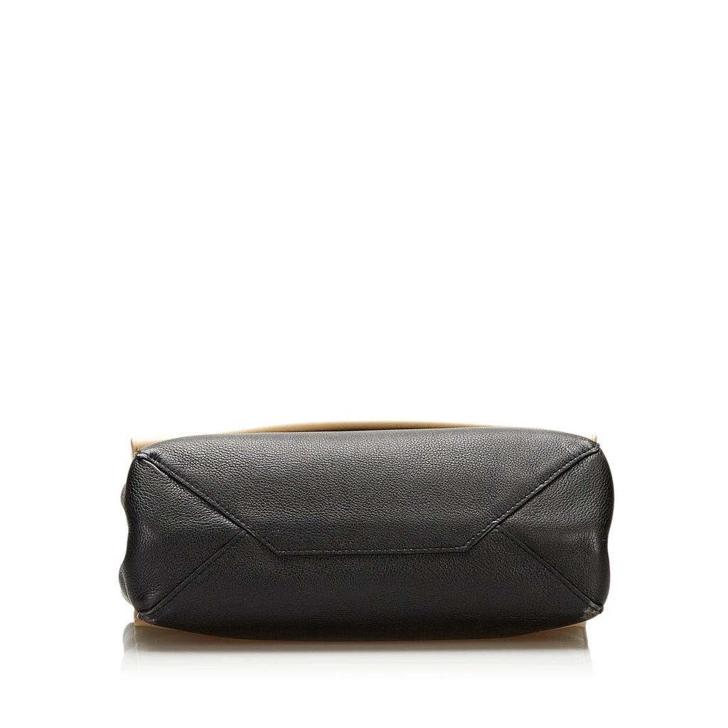 Louis Vuitton Lockme II (SHG-37674)
