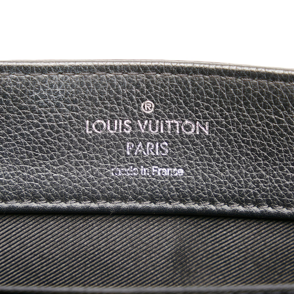 Louis Vuitton Lockme II (SHG-37674)