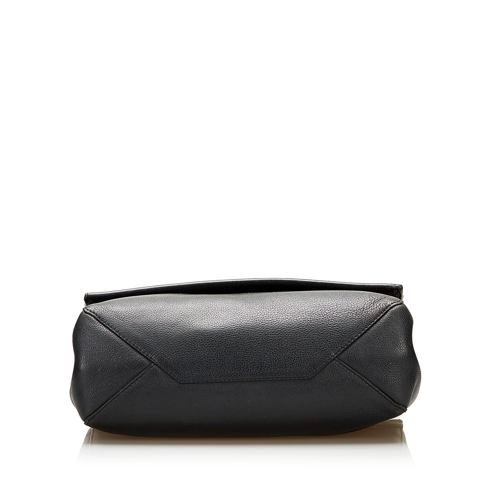 Louis Vuitton Lockme II (SHG-37682)