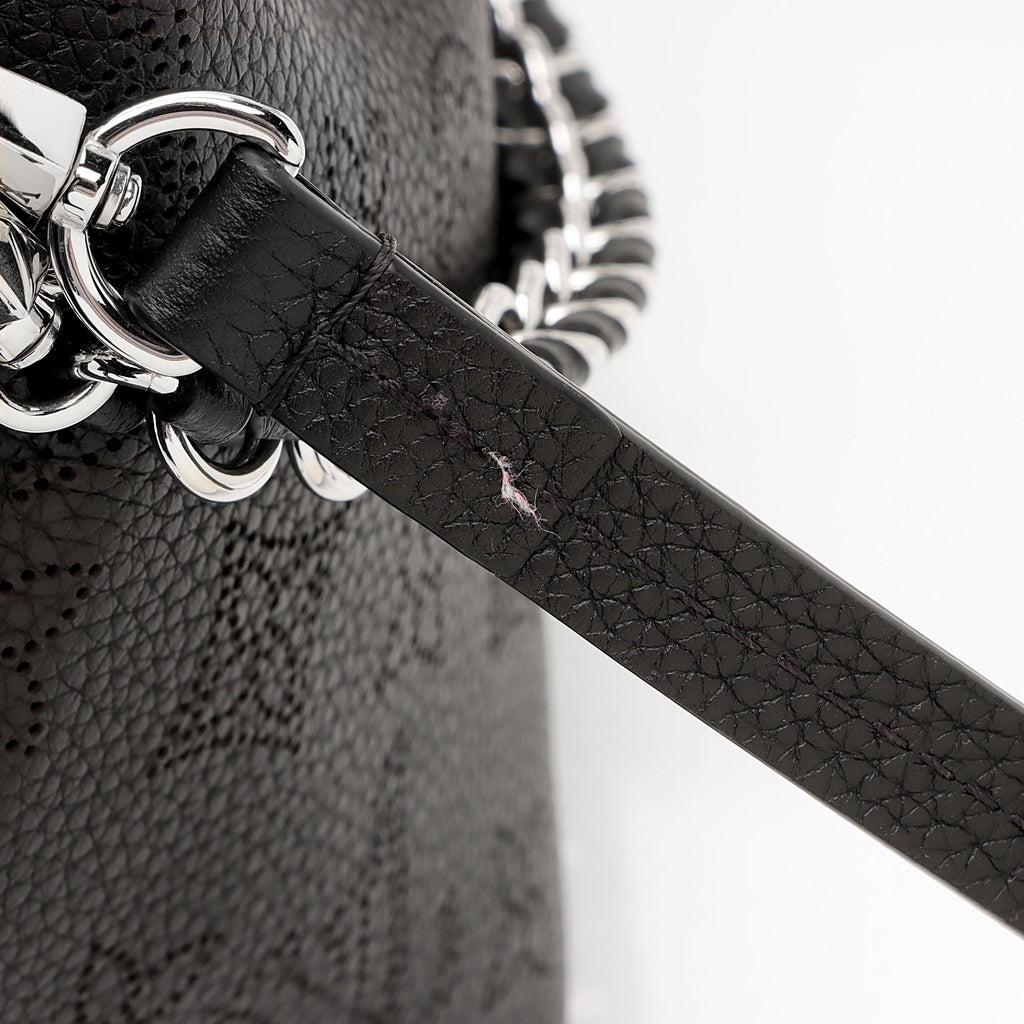 Louis Vuitton Mahina Leather Bella Bucket Bag (SHF-ZNwLJb)
