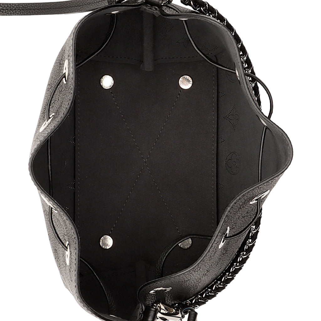 Louis Vuitton Mahina Leather Bella Bucket Bag (SHF-ZNwLJb)