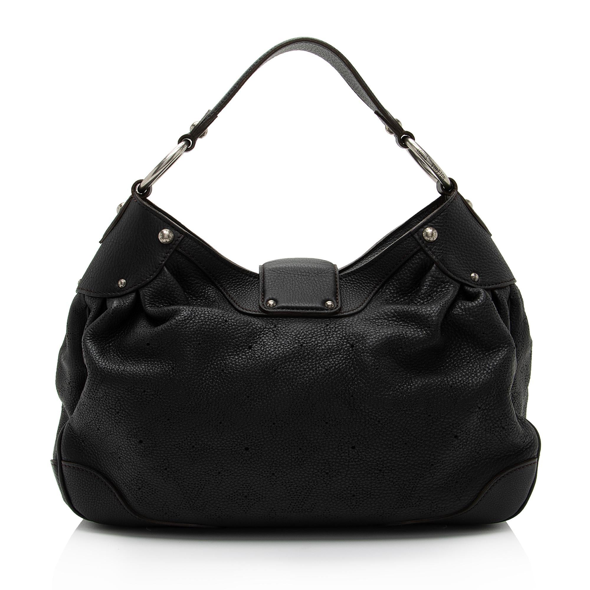 Louis Vuitton Mahina Leather Solar PM Shoulder Bag (SHF-BTAZRY)