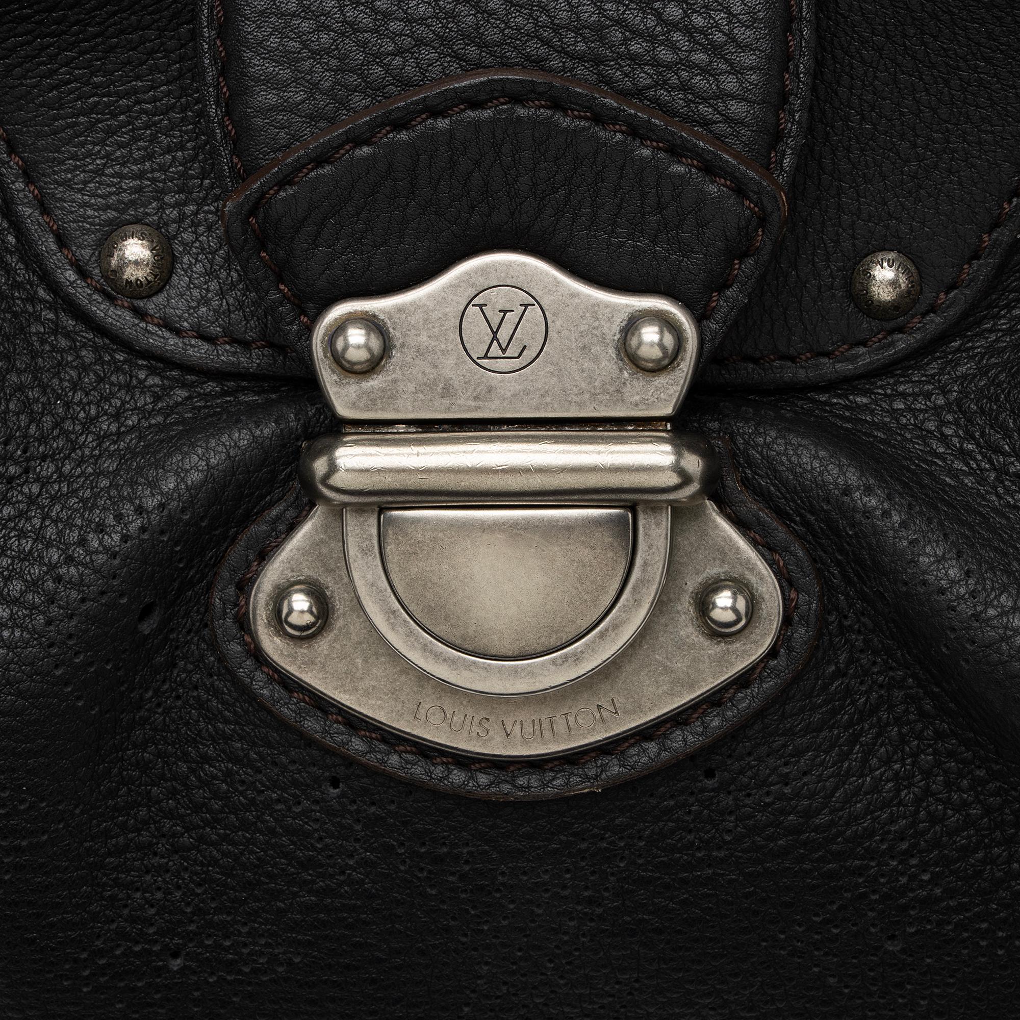 Louis Vuitton Mahina Leather Solar PM Shoulder Bag (SHF-BTAZRY)