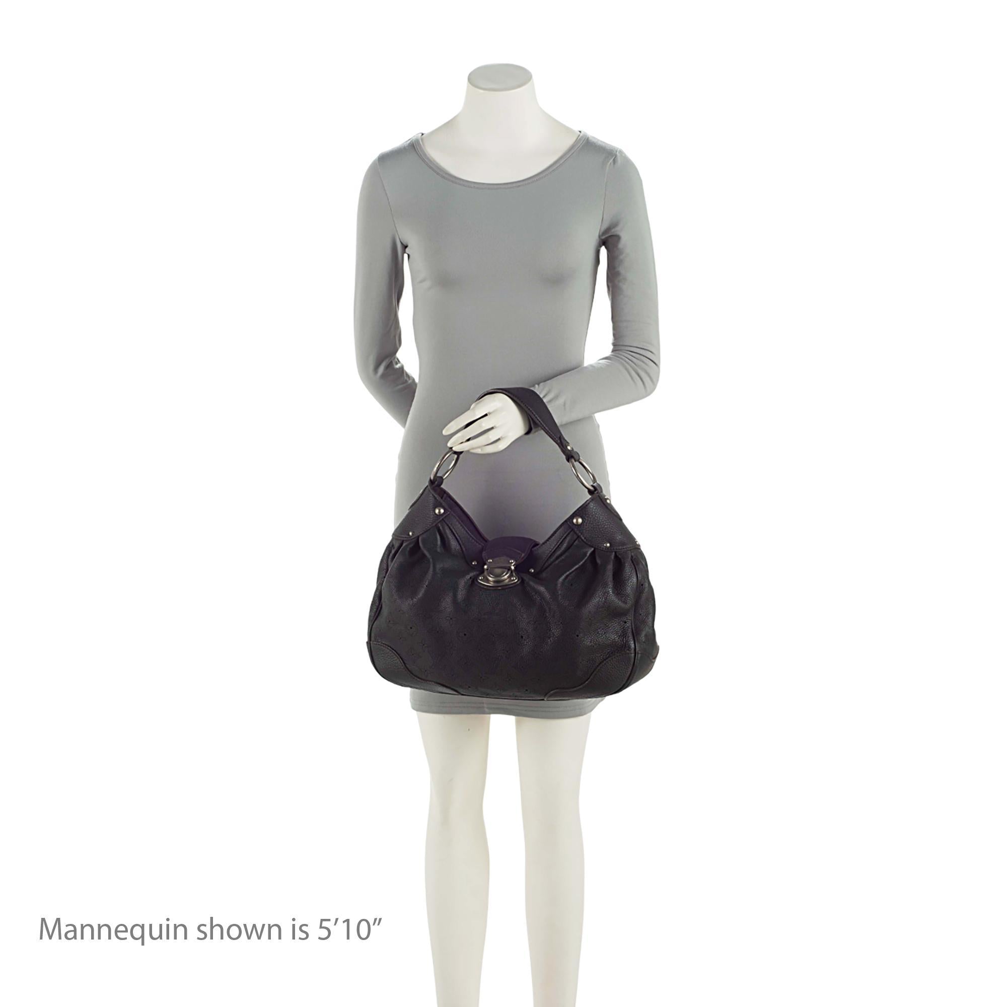 Louis Vuitton Mahina Leather Solar PM Shoulder Bag (SHF-BTAZRY)