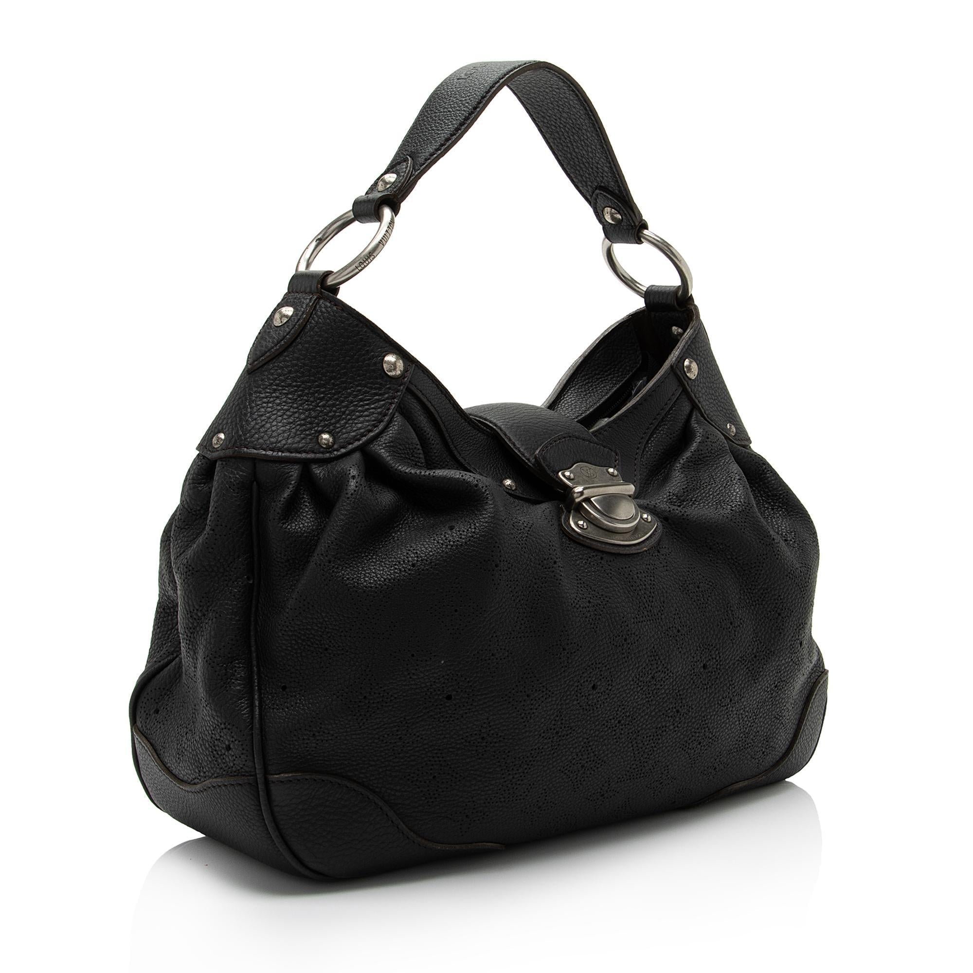 Louis Vuitton Mahina Leather Solar PM Shoulder Bag (SHF-BTAZRY)