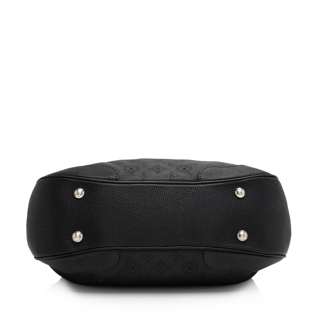 Louis Vuitton Mahina Leather Solar PM Shoulder Bag (SHF-JBw1xS)