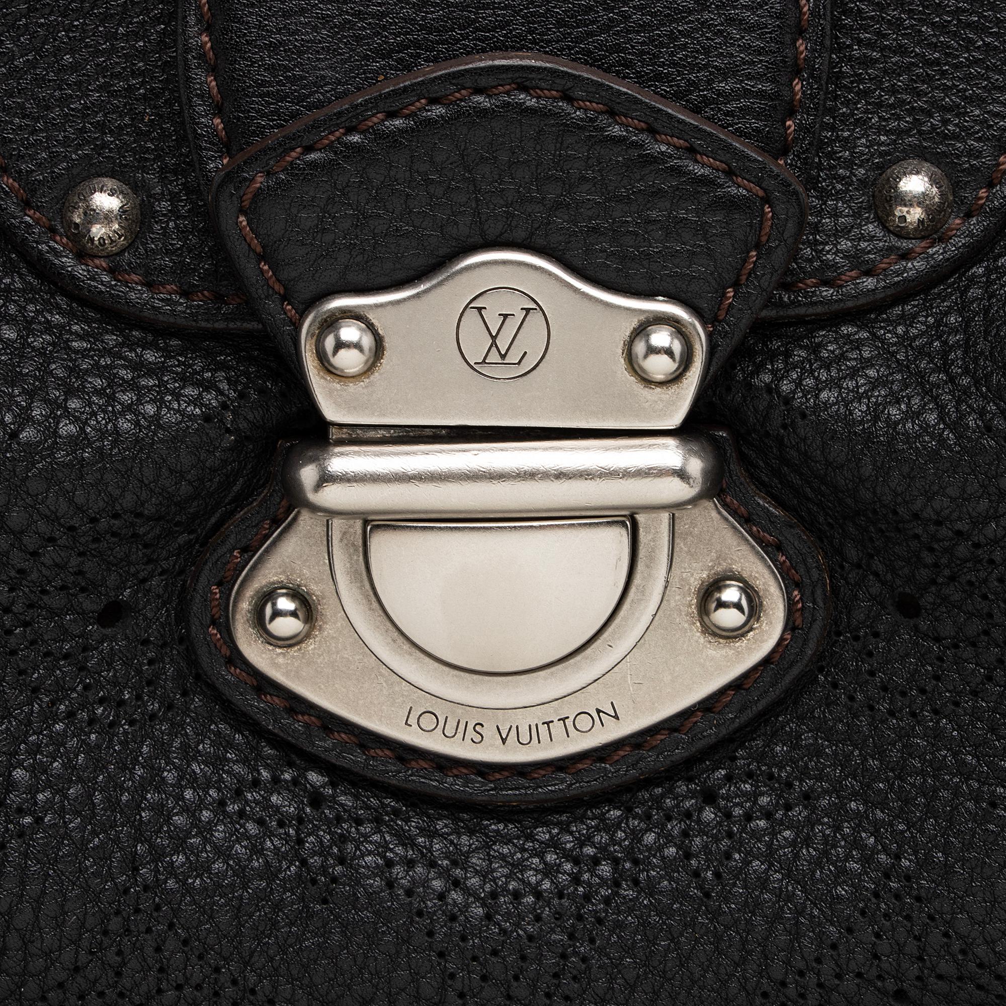 Louis Vuitton Mahina Leather Solar PM Shoulder Bag (SHF-JBw1xS)