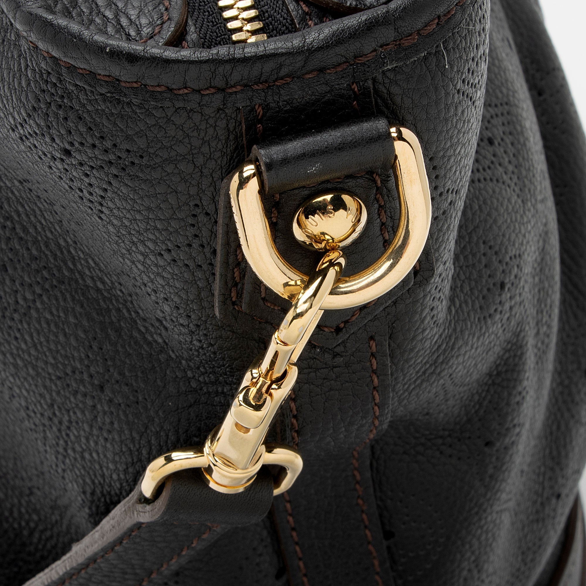 Louis Vuitton Mahina Leather Stellar PM Tote (SHF-yuBzgS)